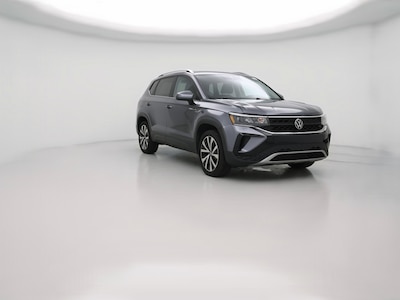 Gray 2023 Volkswagen Taos SE