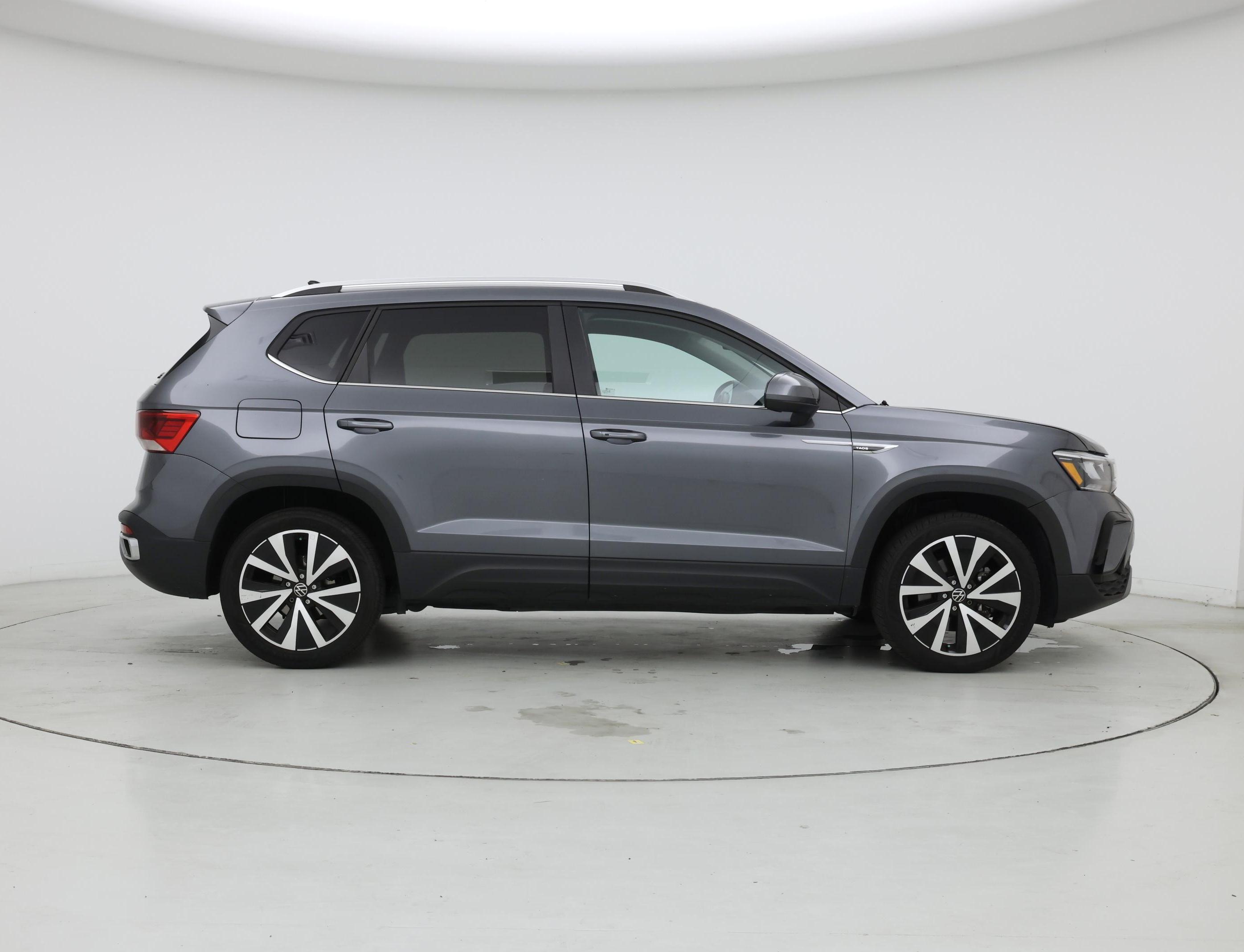 Thumbnail: 2023 Volkswagen Taos - 7