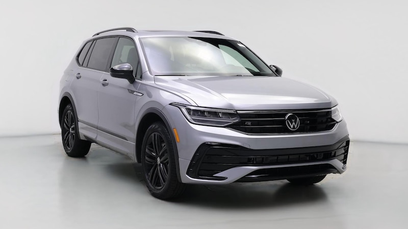 2022 Volkswagen Tiguan SE R-Line Black Hero Image
