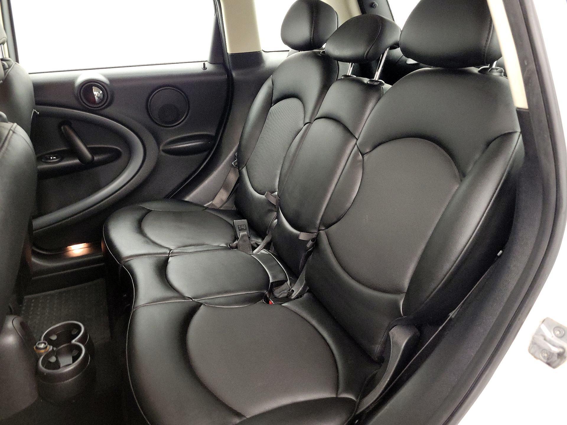 Thumbnail: 2015 MINI Cooper Countryman - 17