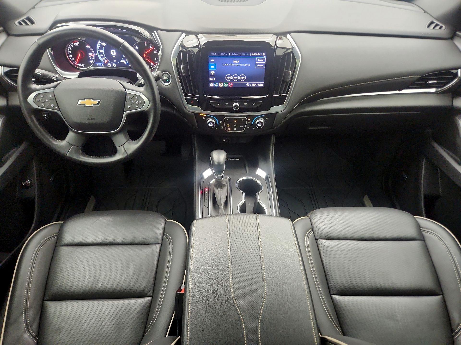 Thumbnail: 2022 Chevrolet Traverse - 9