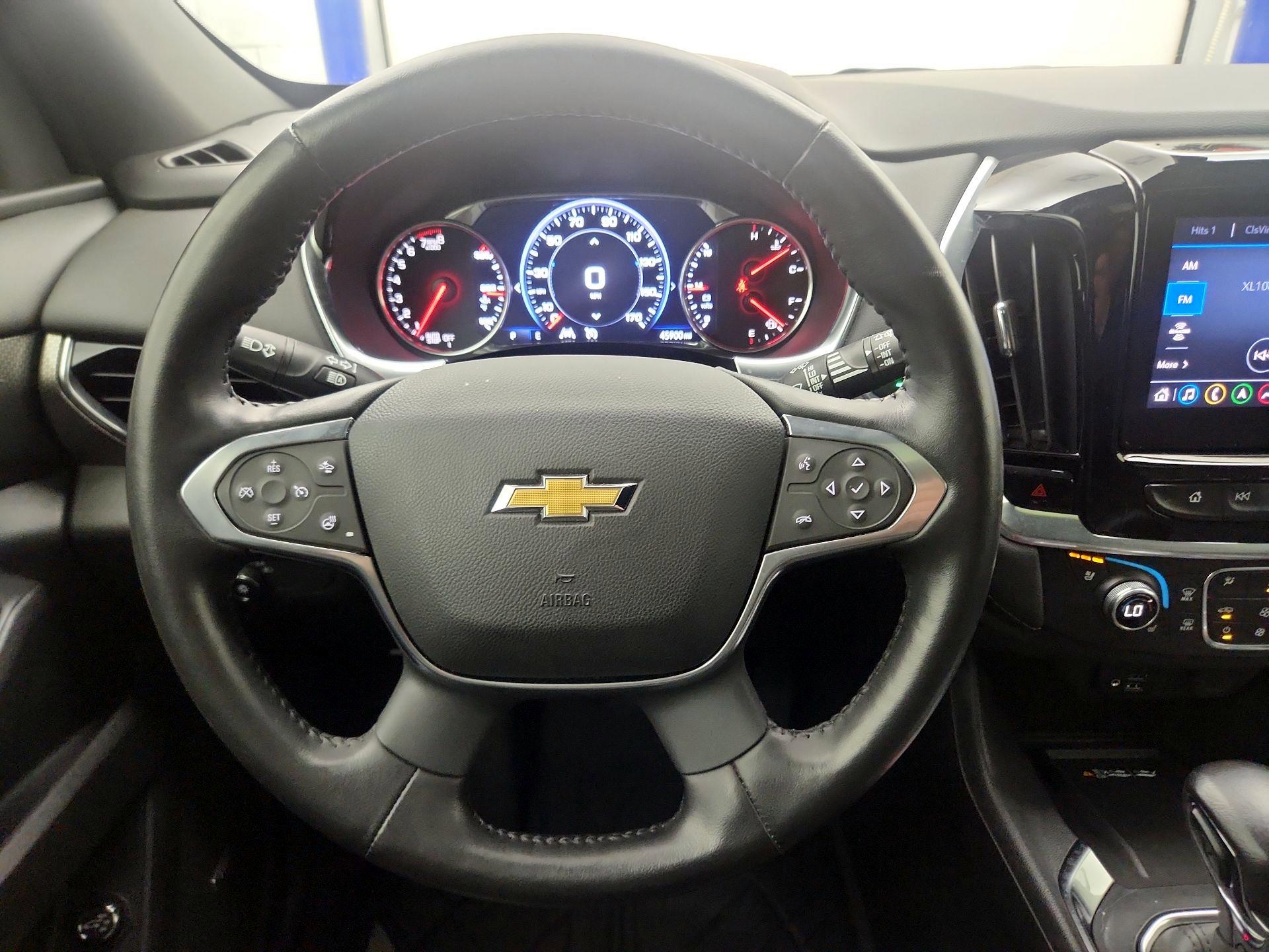 Thumbnail: 2022 Chevrolet Traverse - 10