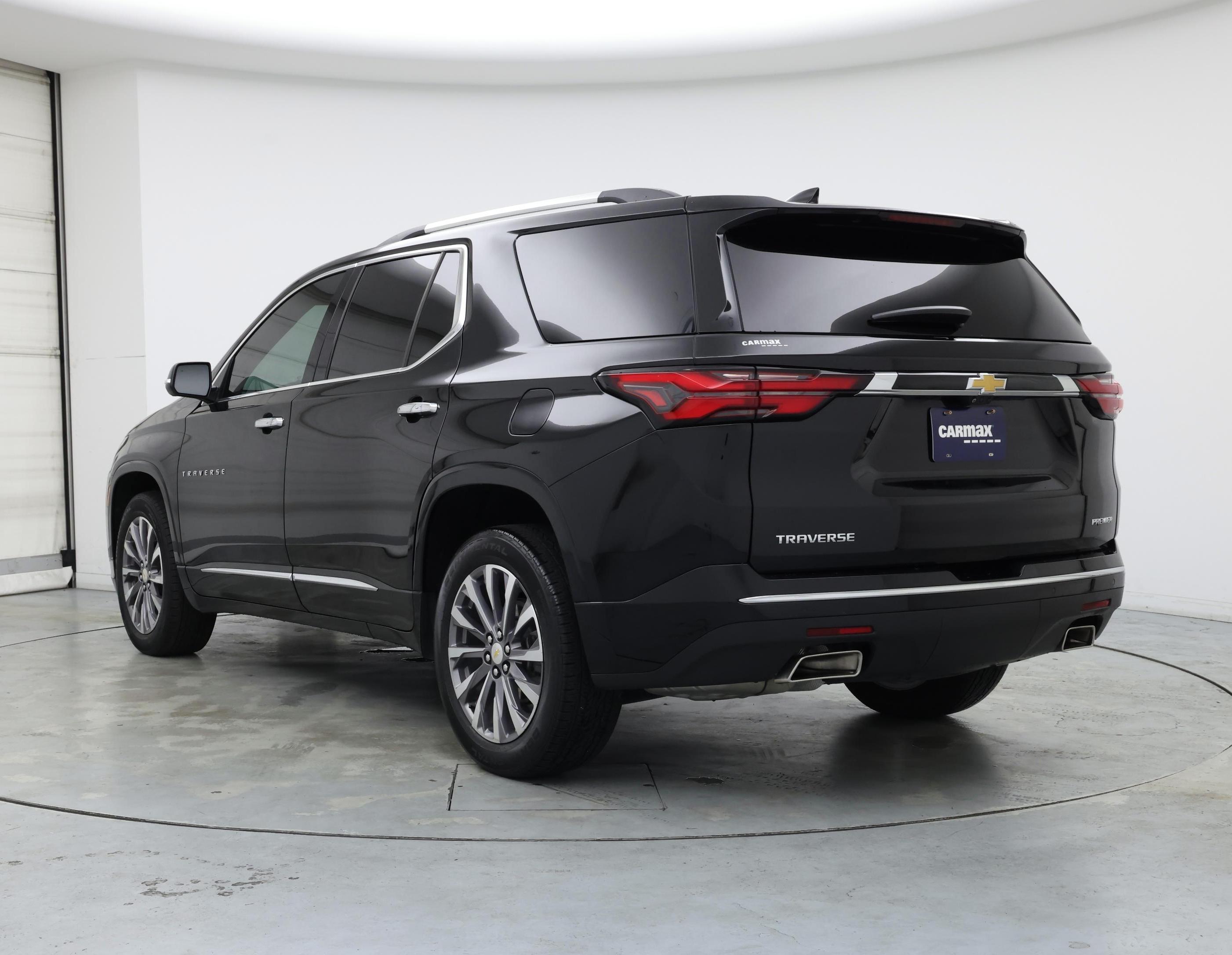 Thumbnail: 2022 Chevrolet Traverse - 2