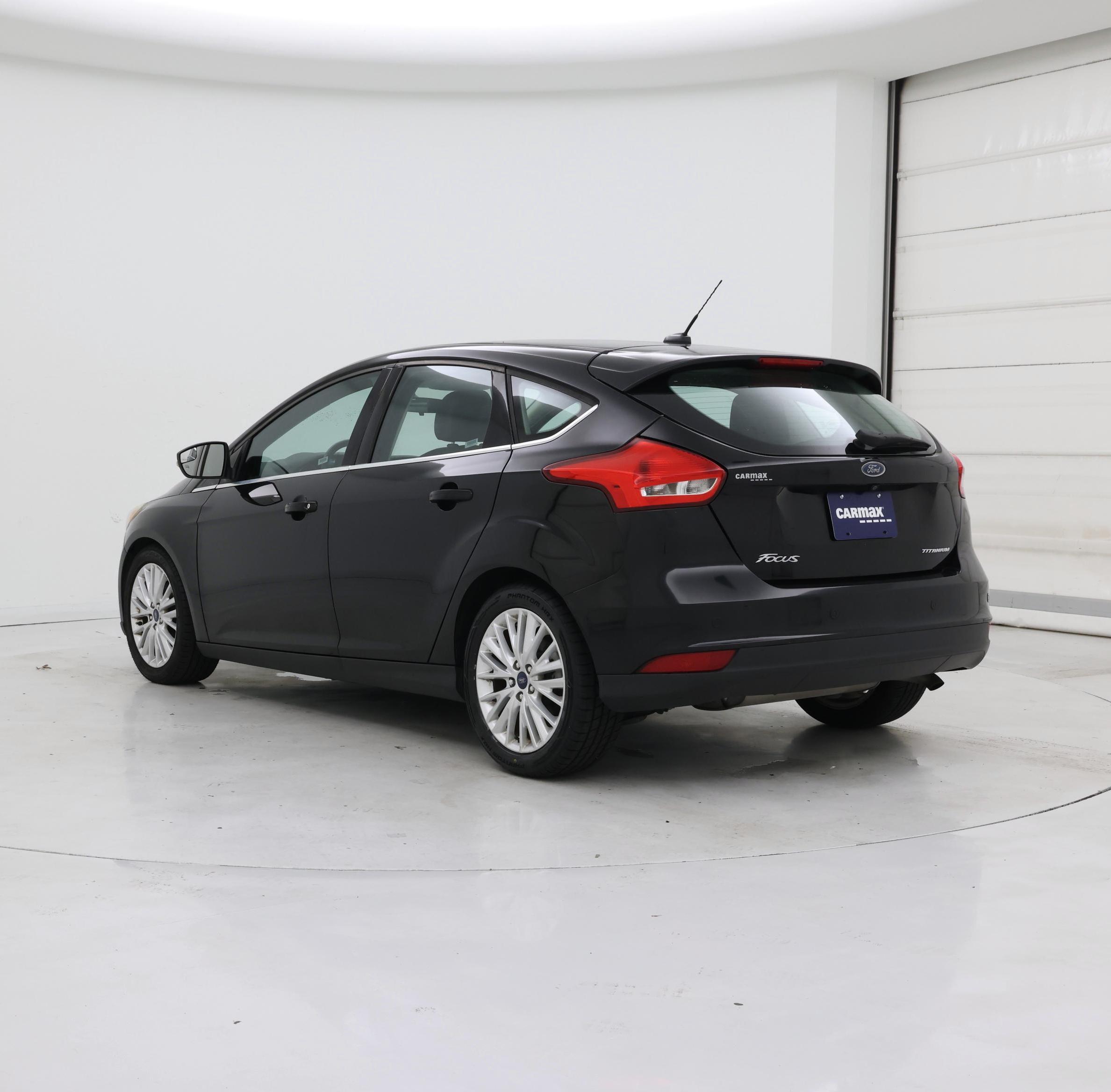 Thumbnail: 2017 Ford Focus - 2