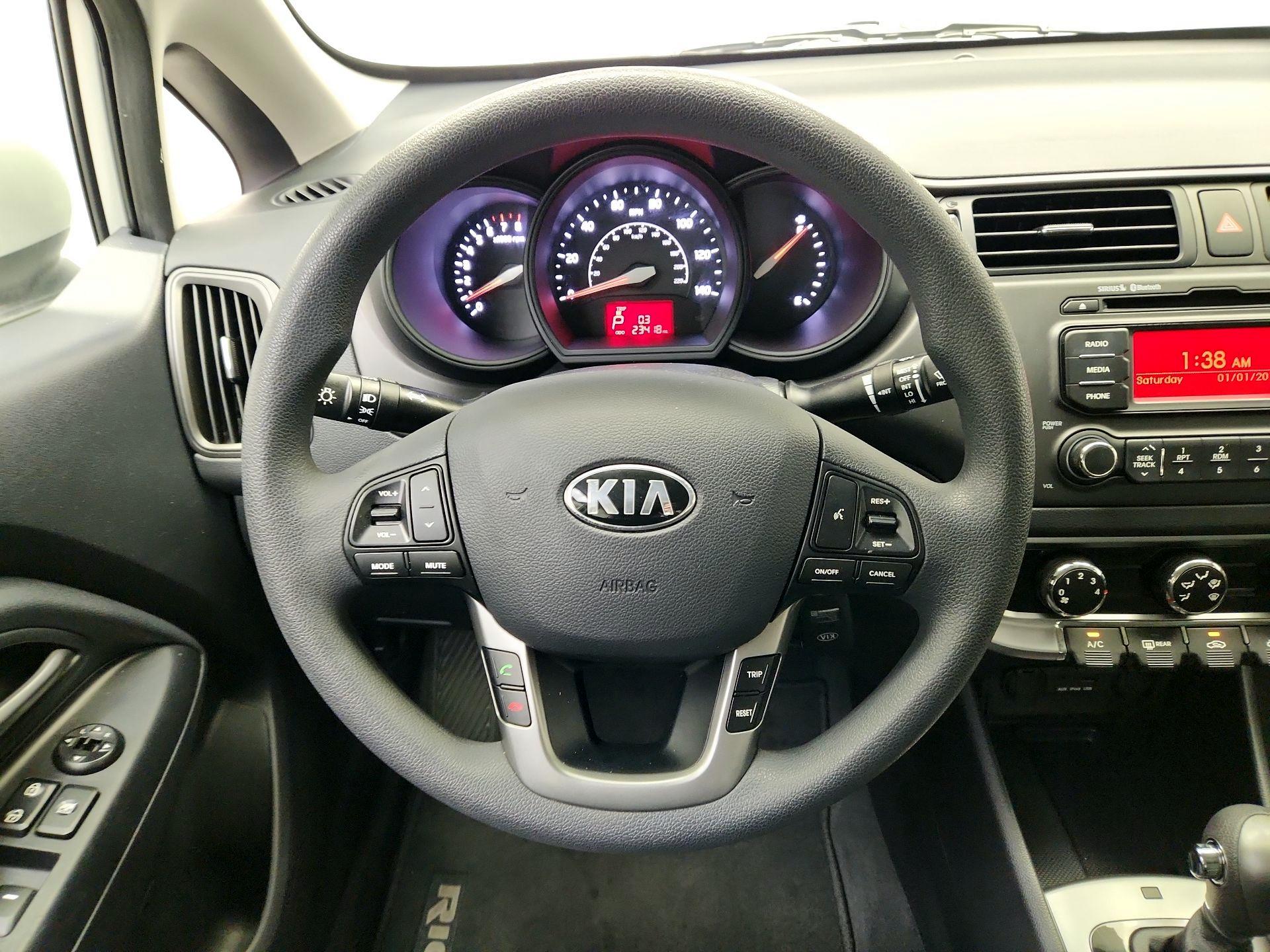 Thumbnail: 2013 Kia Rio - 10