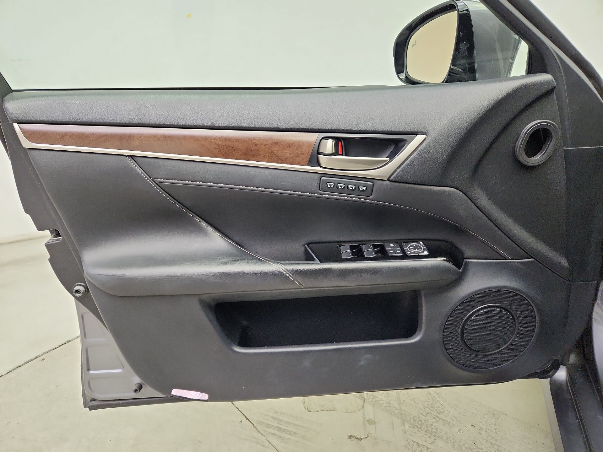 Thumbnail: 2015 Lexus GS - 12