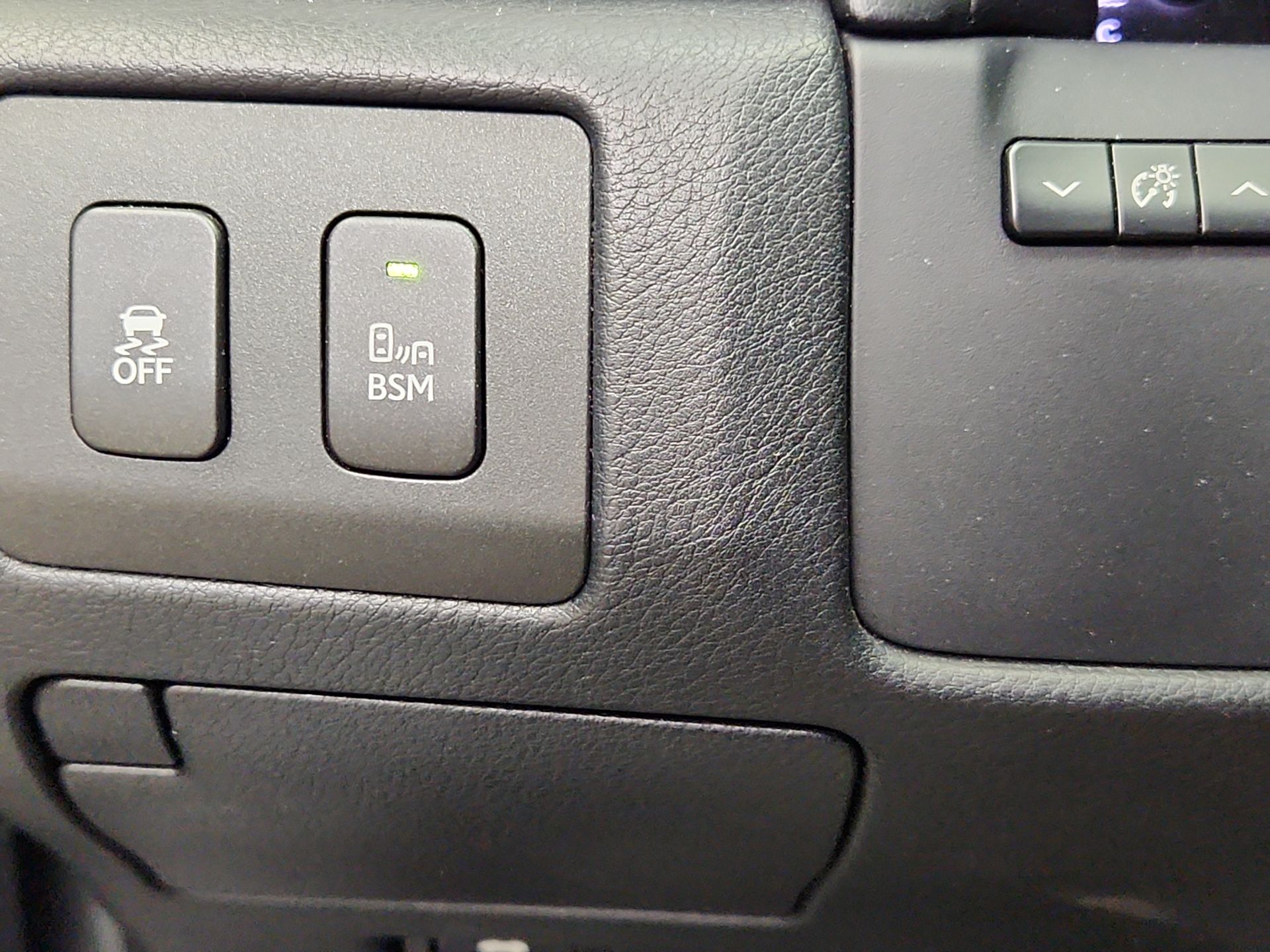 Thumbnail: 2015 Lexus GS - 13