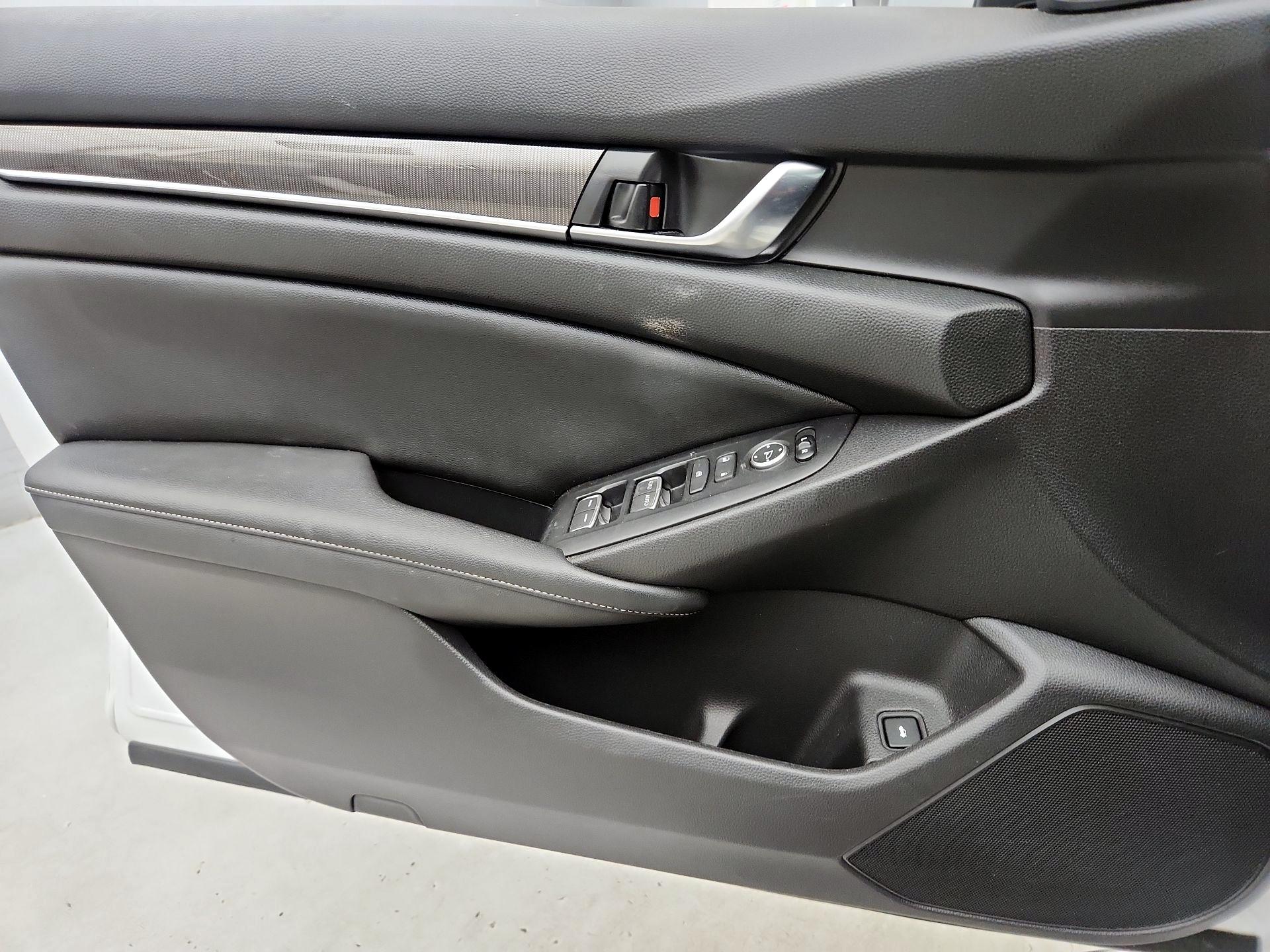 Thumbnail: 2021 Honda Accord - 12