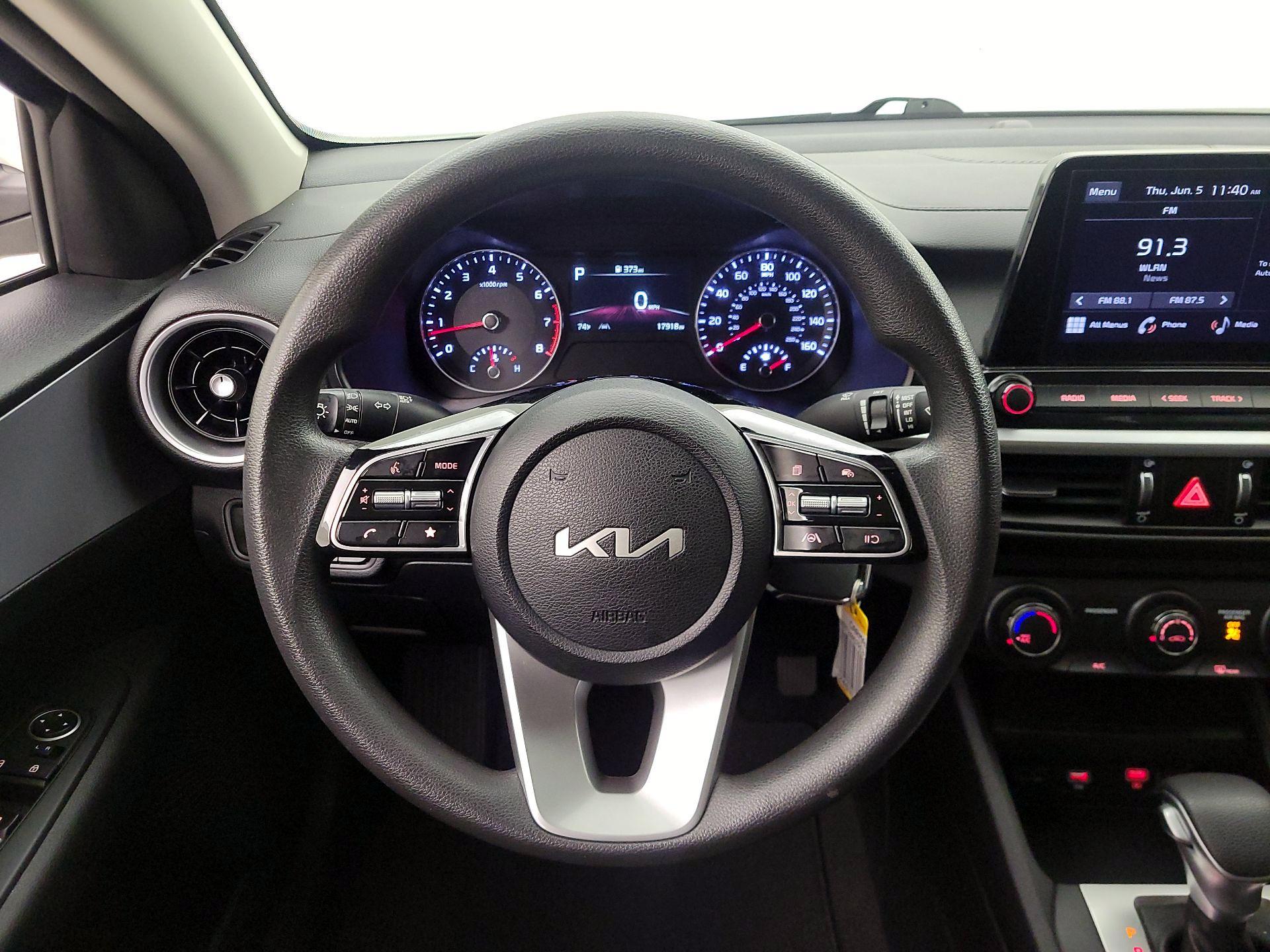 Thumbnail: 2024 Kia Forte - 10