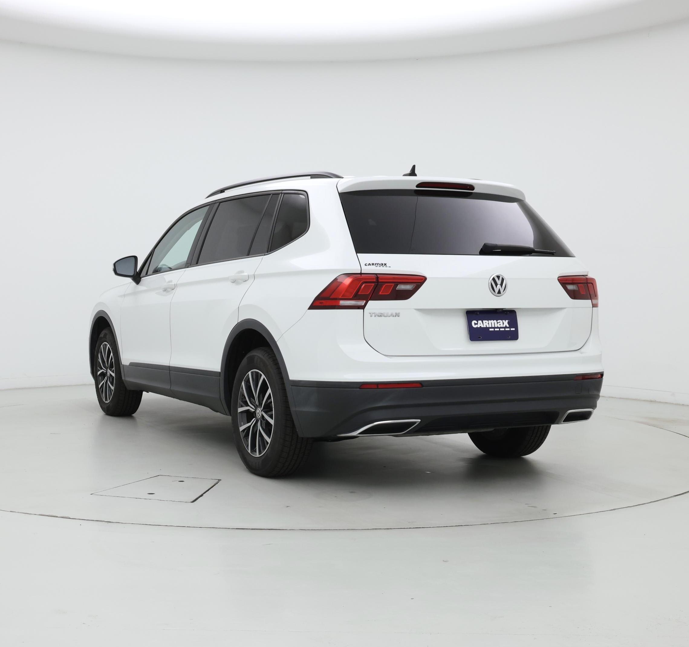 Thumbnail: 2021 Volkswagen Tiguan - 2