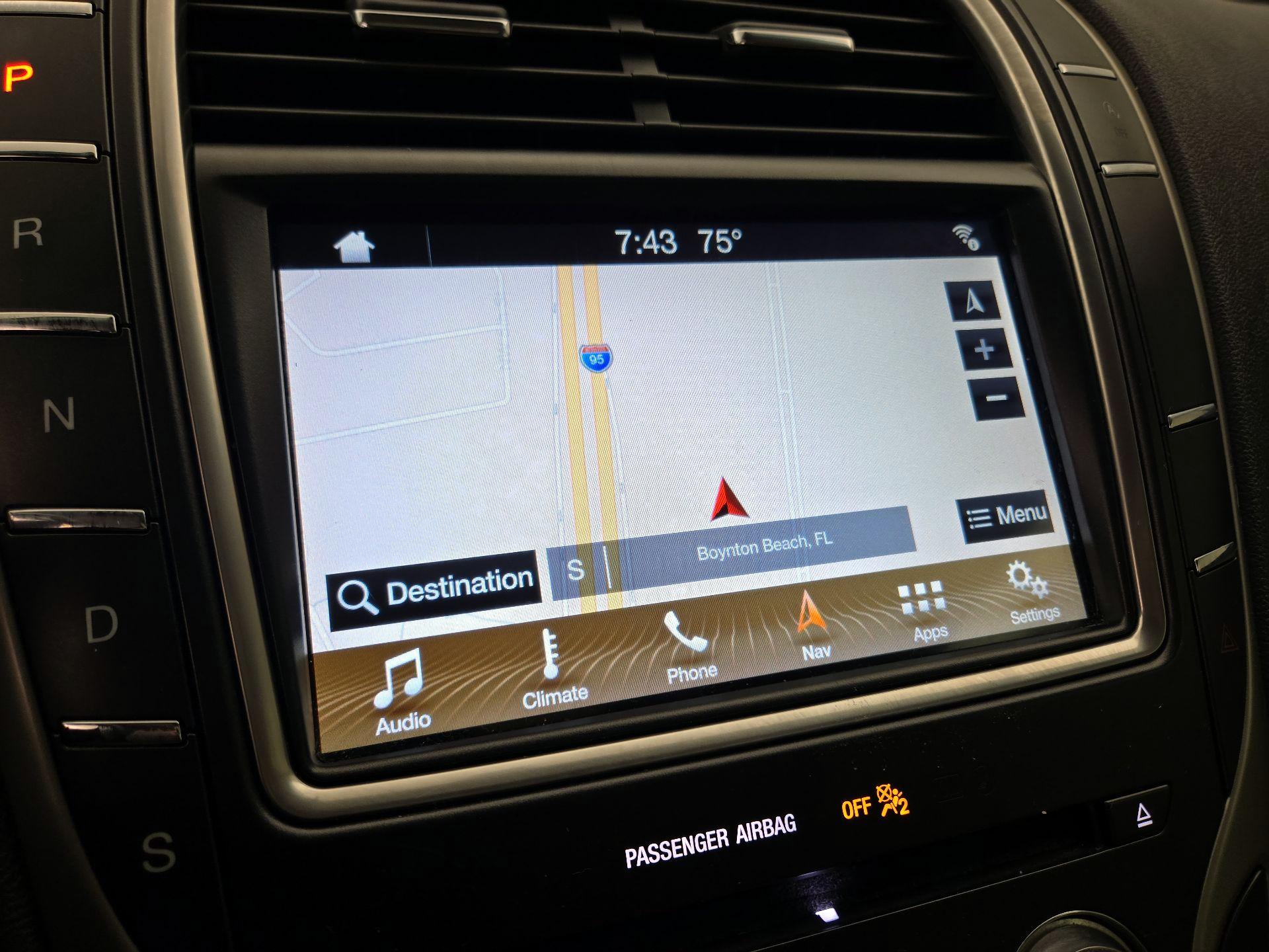 Thumbnail: 2019 Lincoln Nautilus - 14