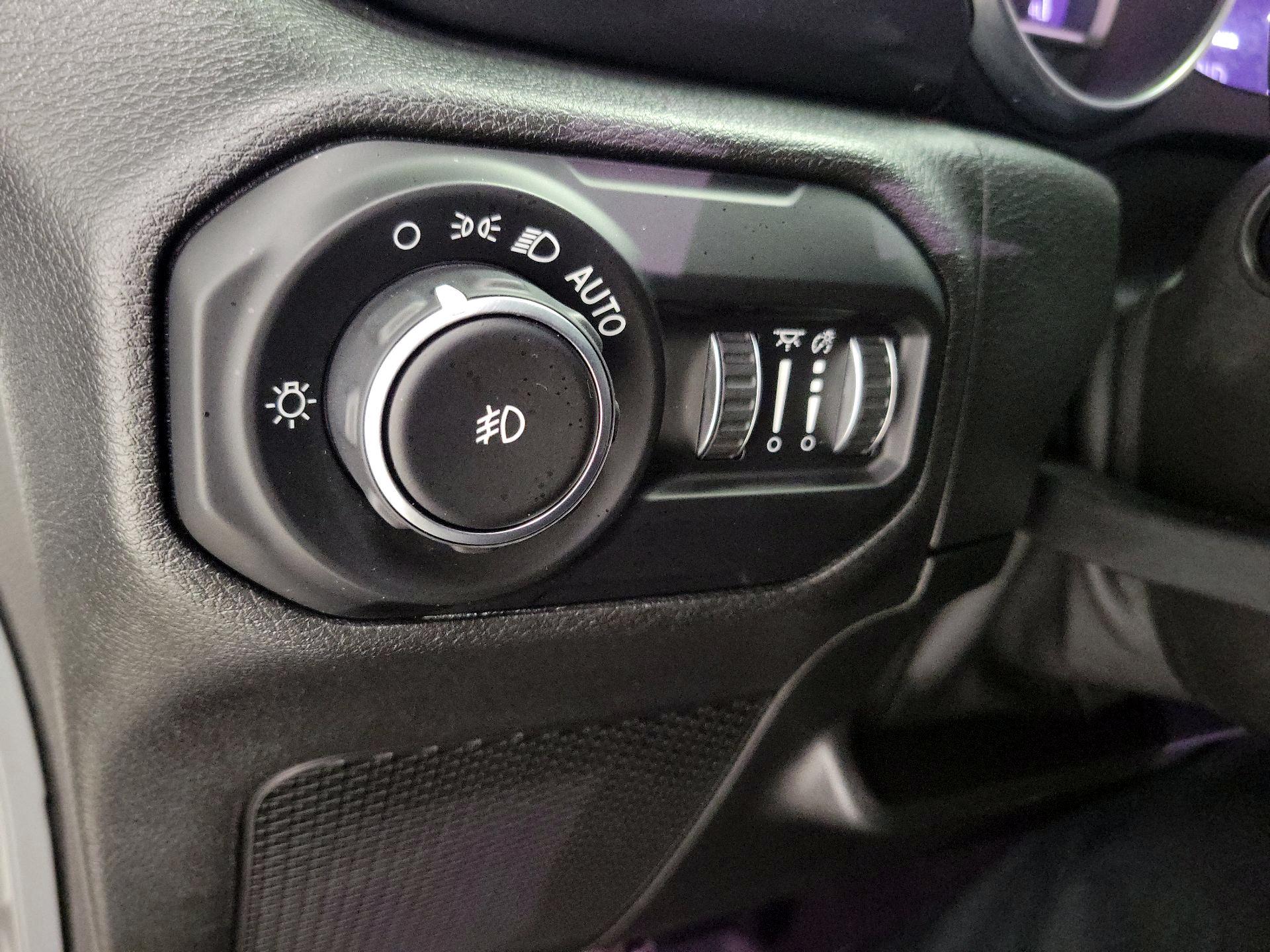 Thumbnail: 2021 Jeep Wrangler - 13