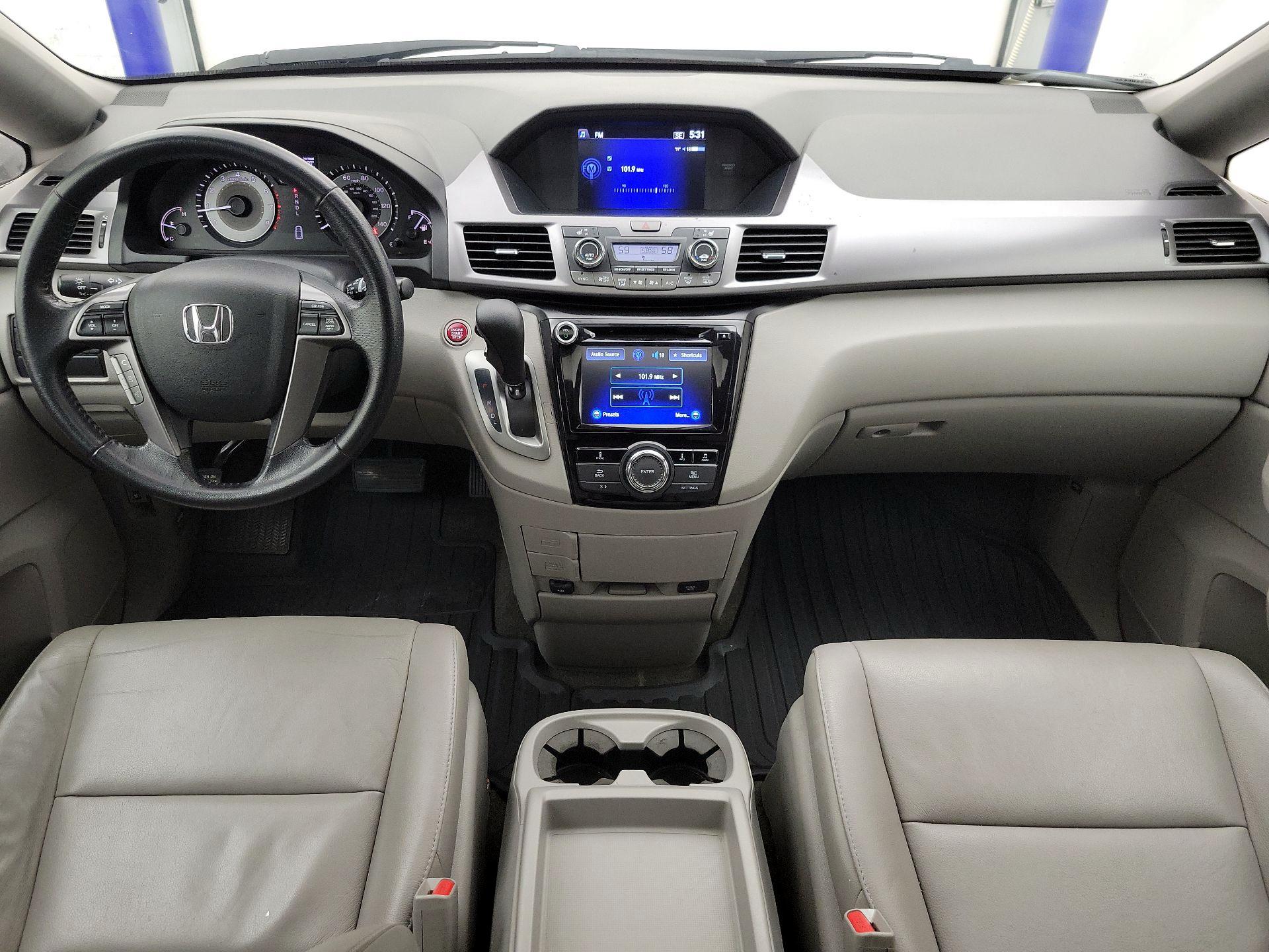 Thumbnail: 2014 Honda Odyssey - 9