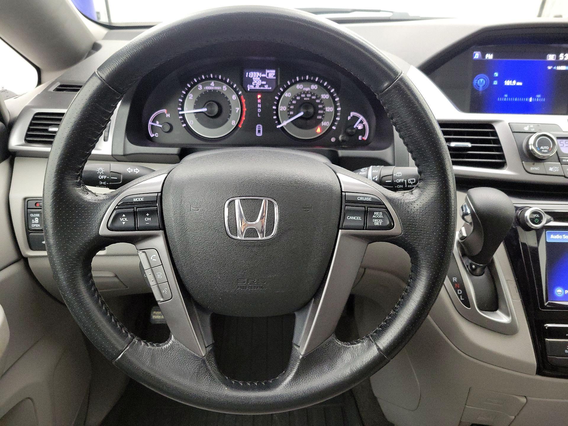Thumbnail: 2014 Honda Odyssey - 10