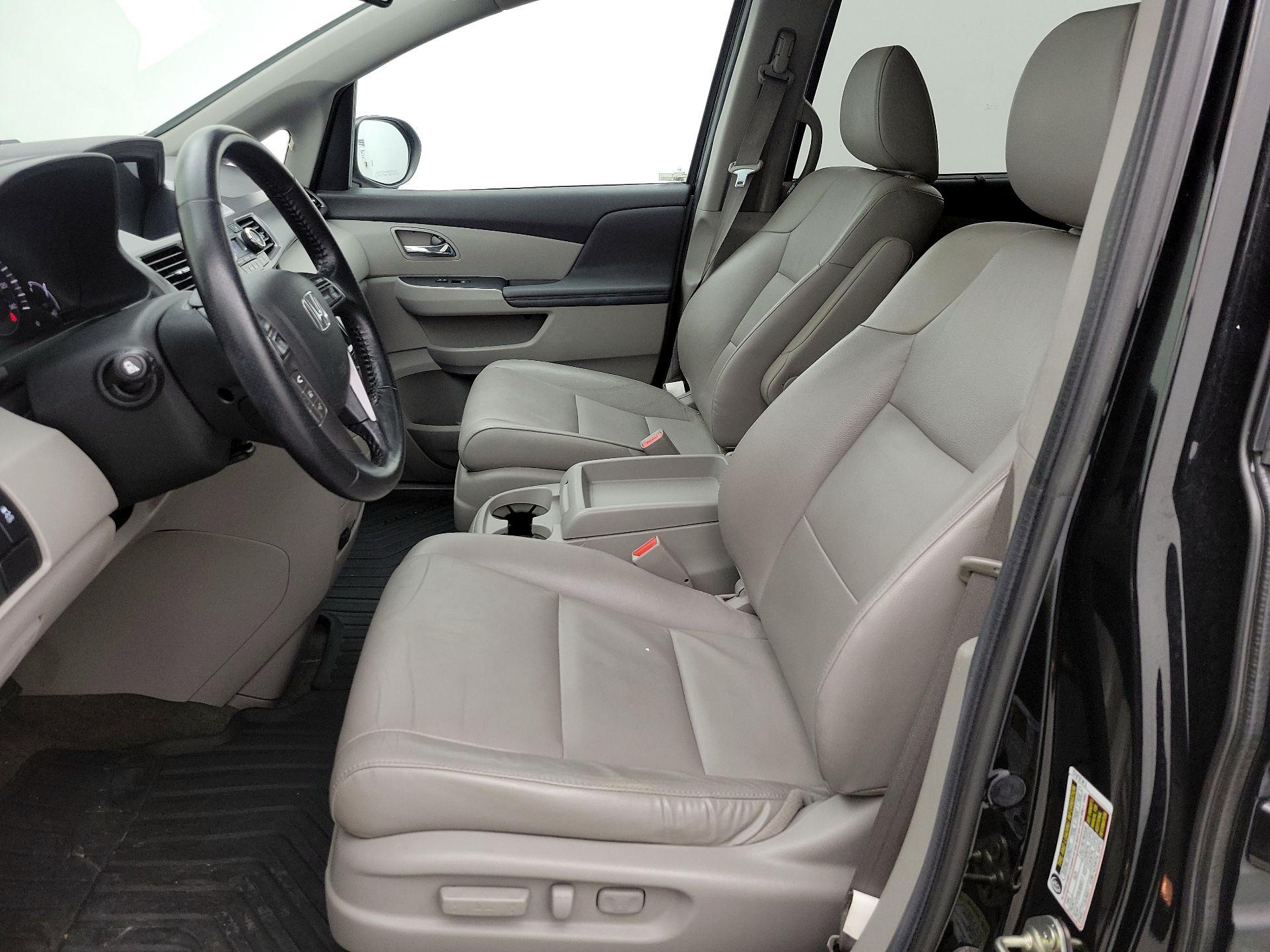 Thumbnail: 2014 Honda Odyssey - 11