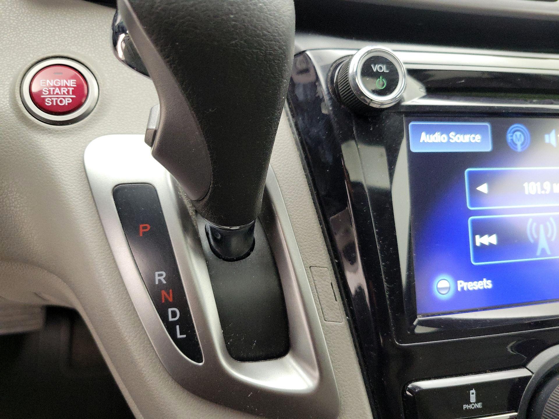 Thumbnail: 2014 Honda Odyssey - 17