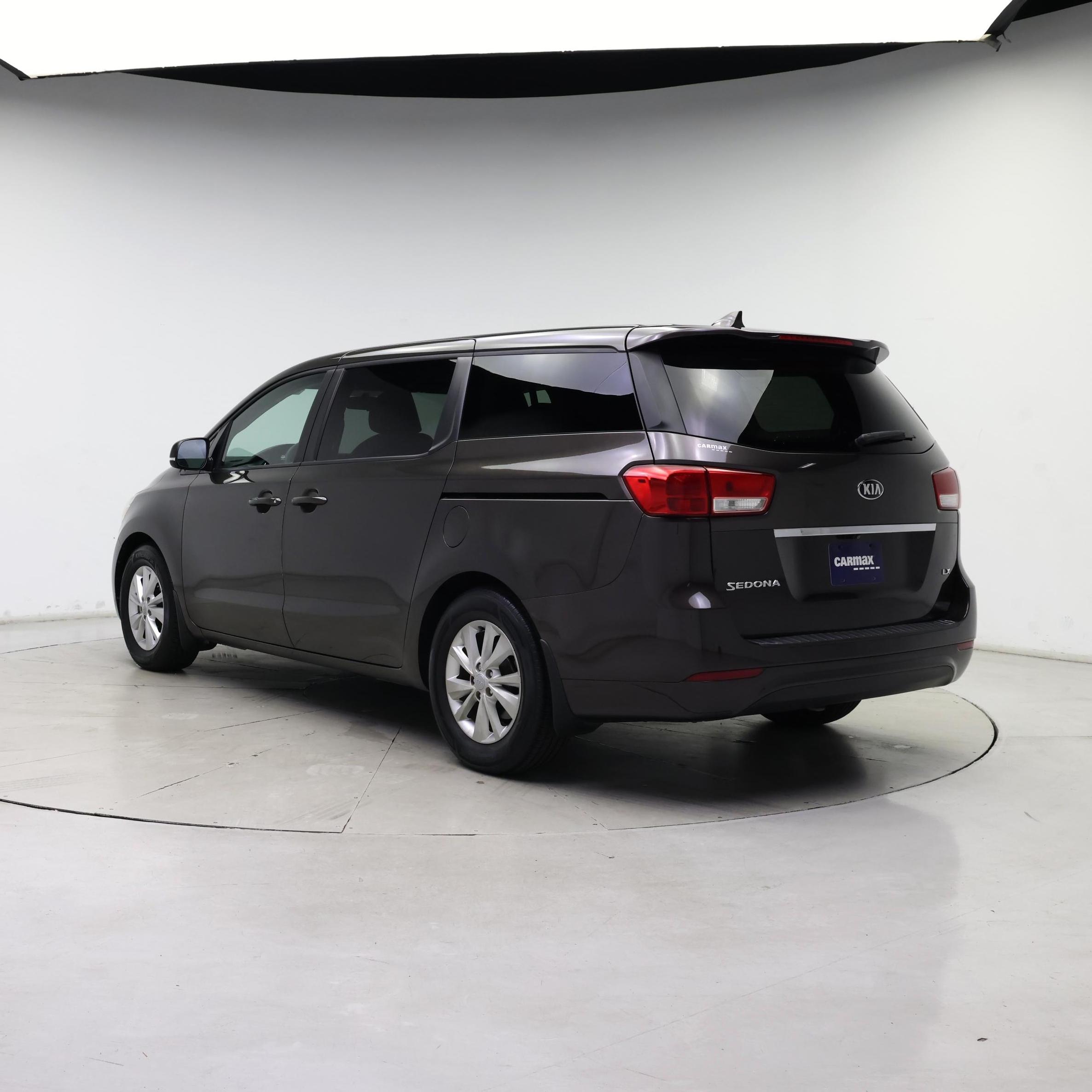 Thumbnail: 2017 Kia Sedona - 2