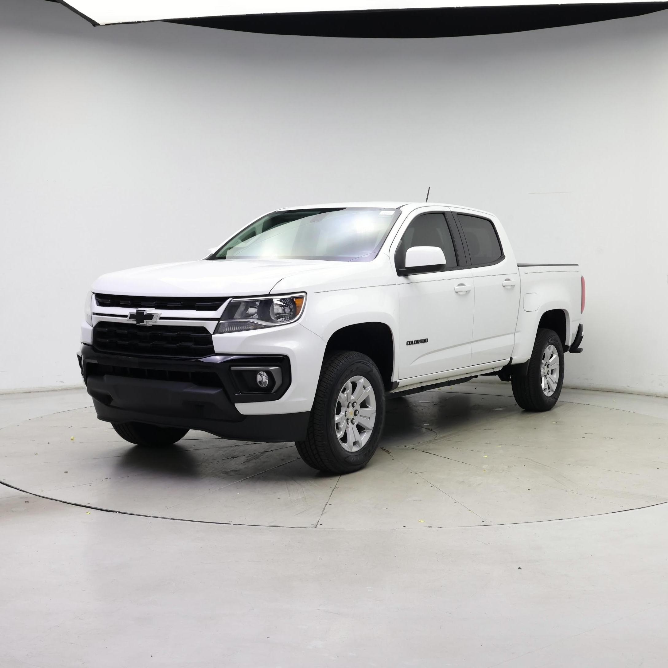 Thumbnail: 2022 Chevrolet Colorado - 4