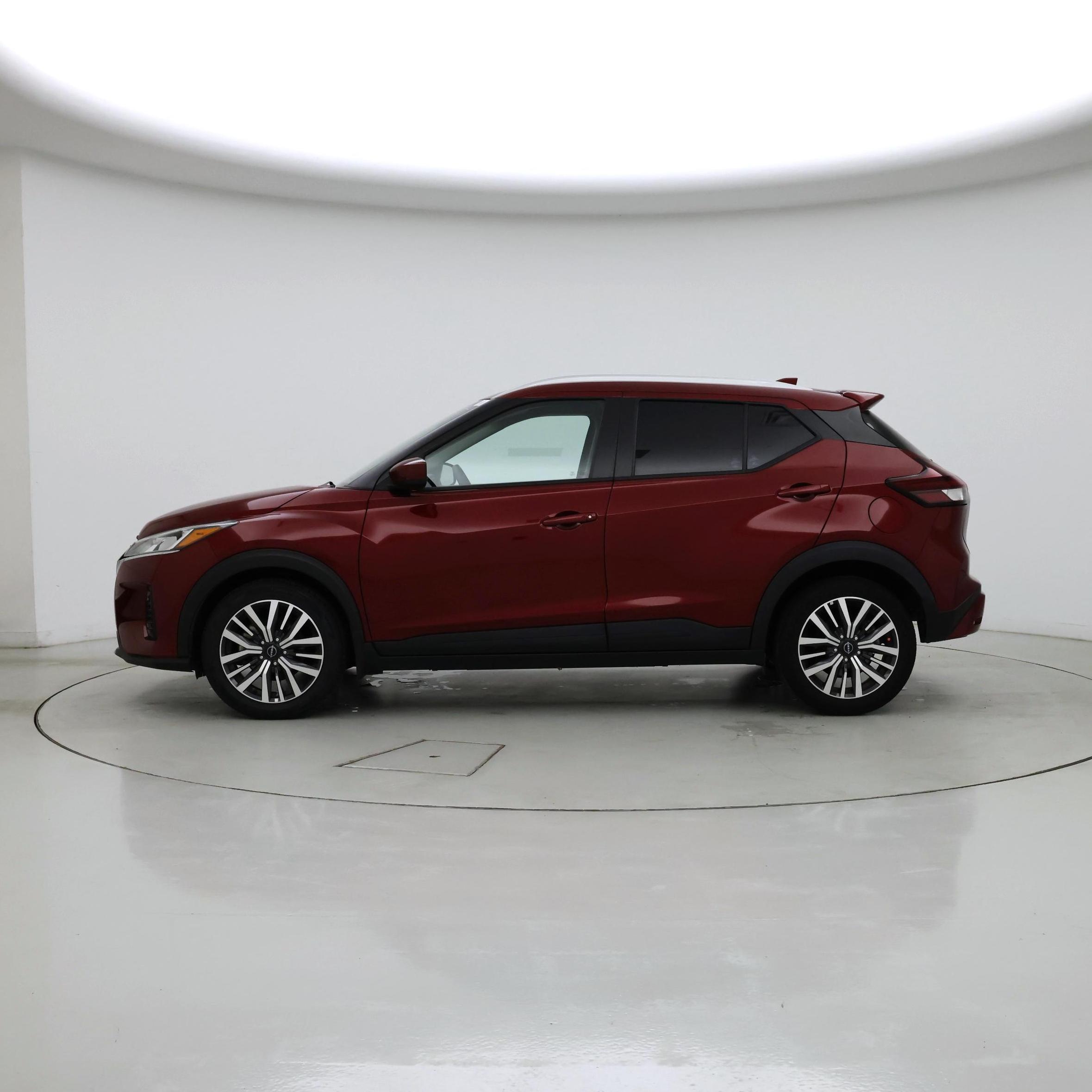 Thumbnail: 2022 Nissan Kicks - 3