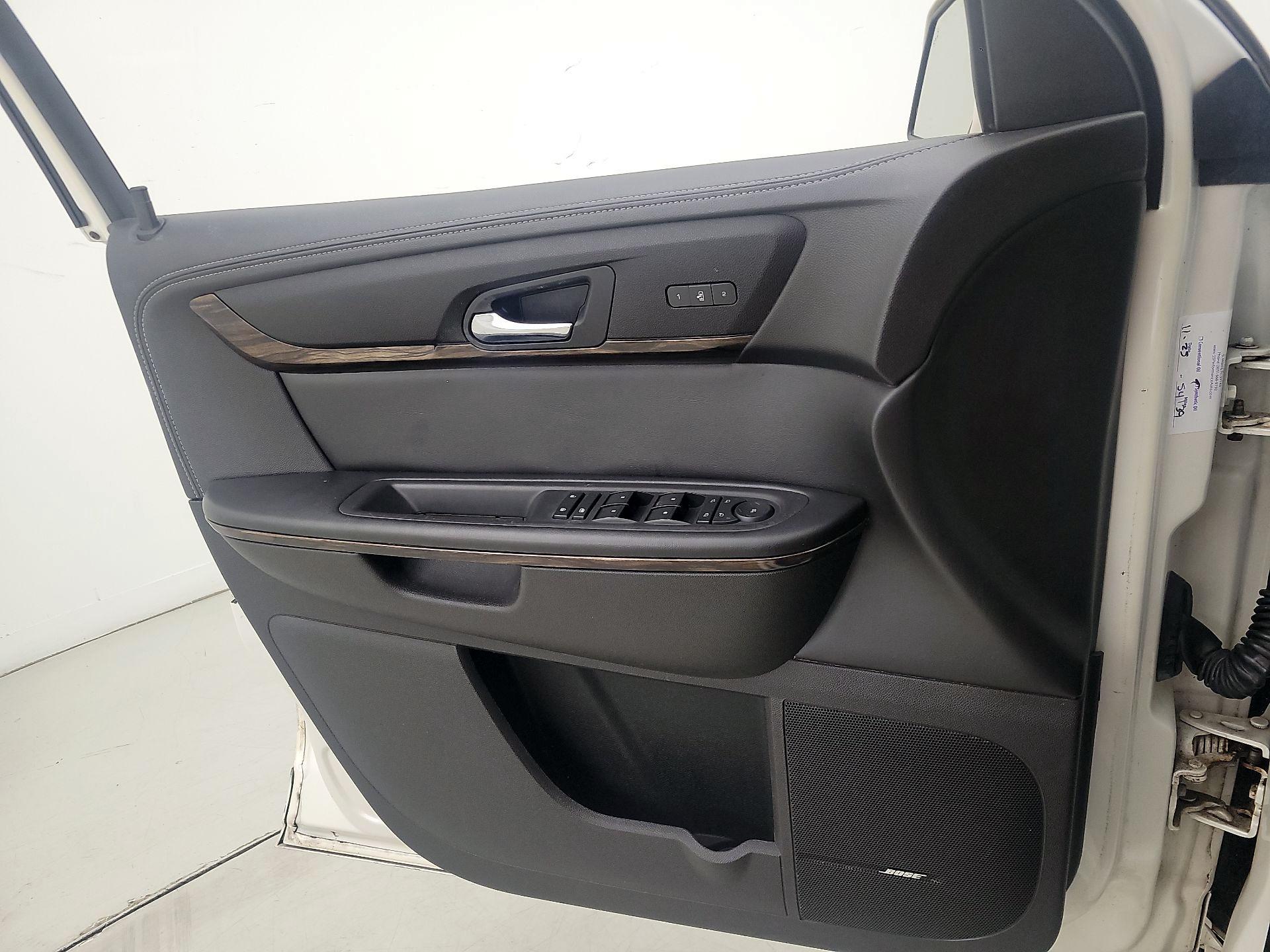 Thumbnail: 2014 GMC Acadia - 12