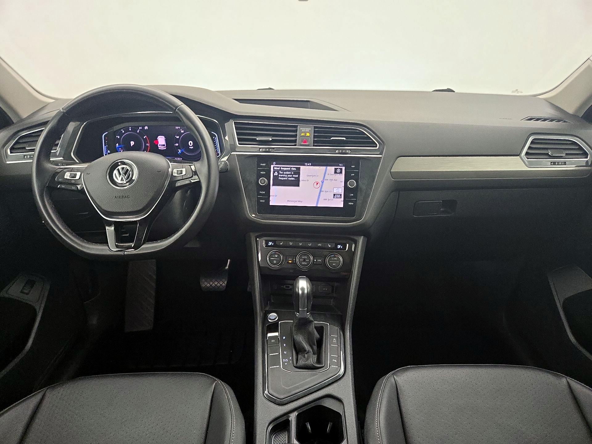 Thumbnail: 2019 Volkswagen Tiguan - 9