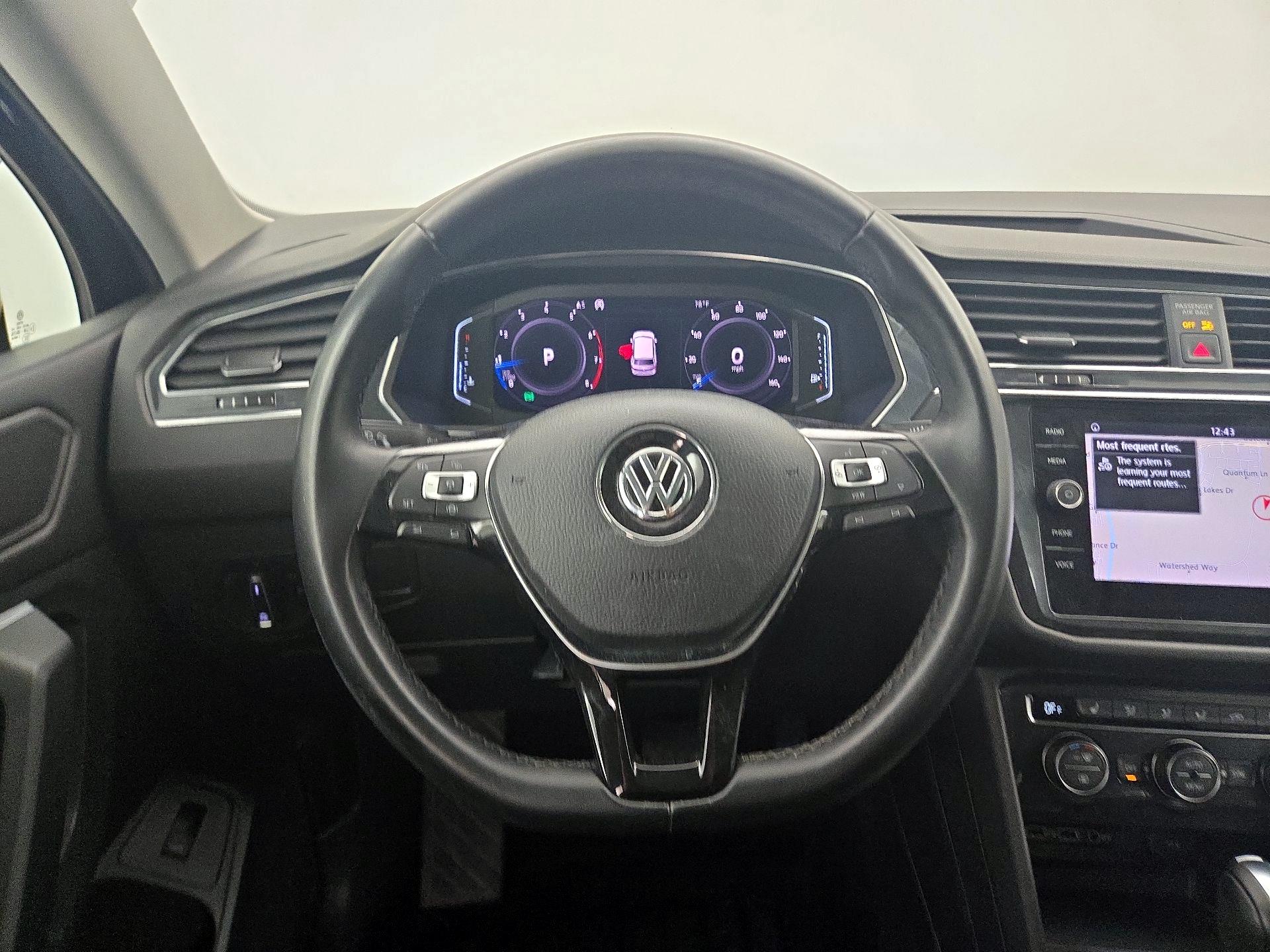 Thumbnail: 2019 Volkswagen Tiguan - 10