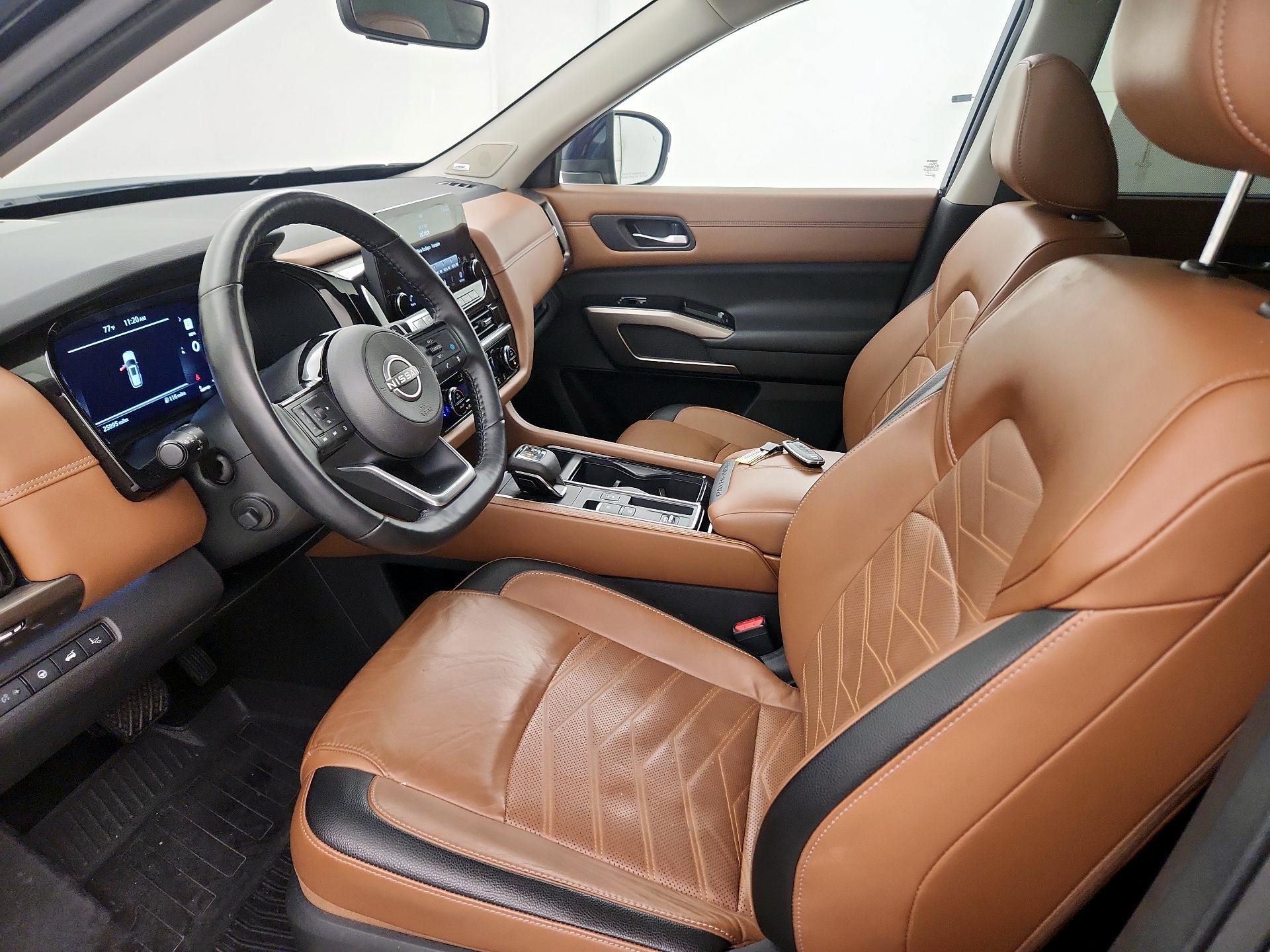 Thumbnail: 2024 Nissan Pathfinder - 11