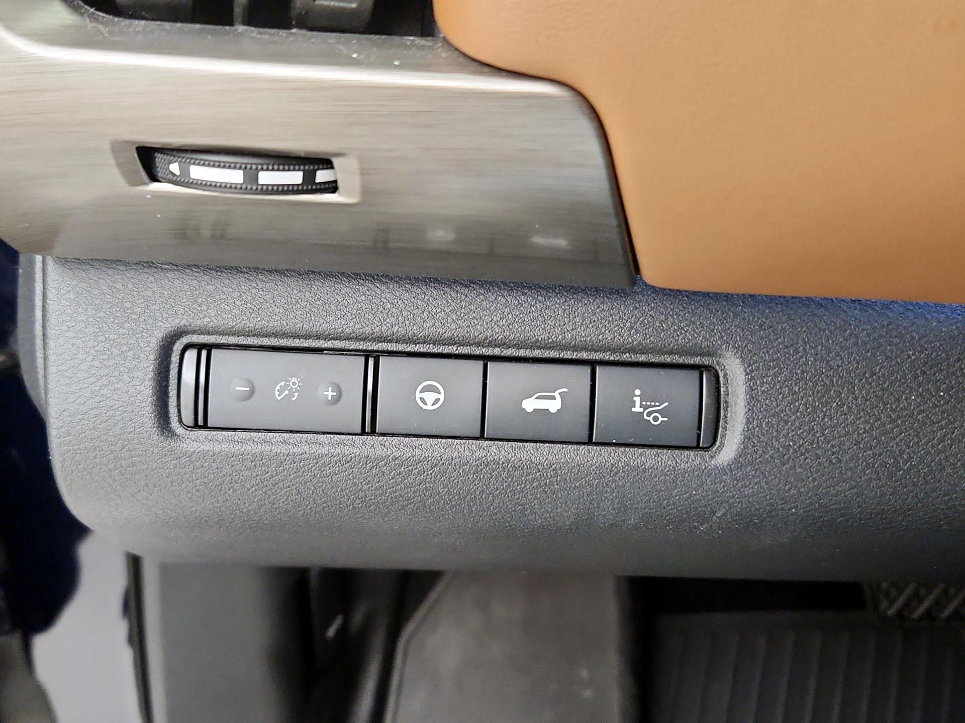 Thumbnail: 2024 Nissan Pathfinder - 13