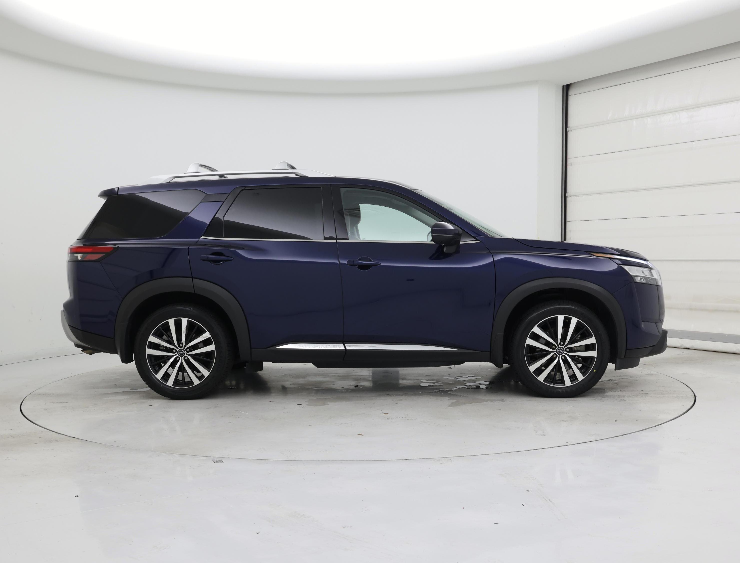 Thumbnail: 2024 Nissan Pathfinder - 7
