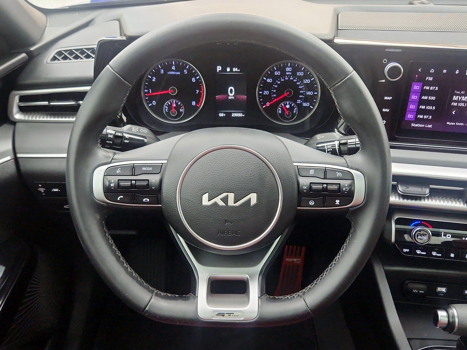 Thumbnail: 2023 Kia K5 - 10