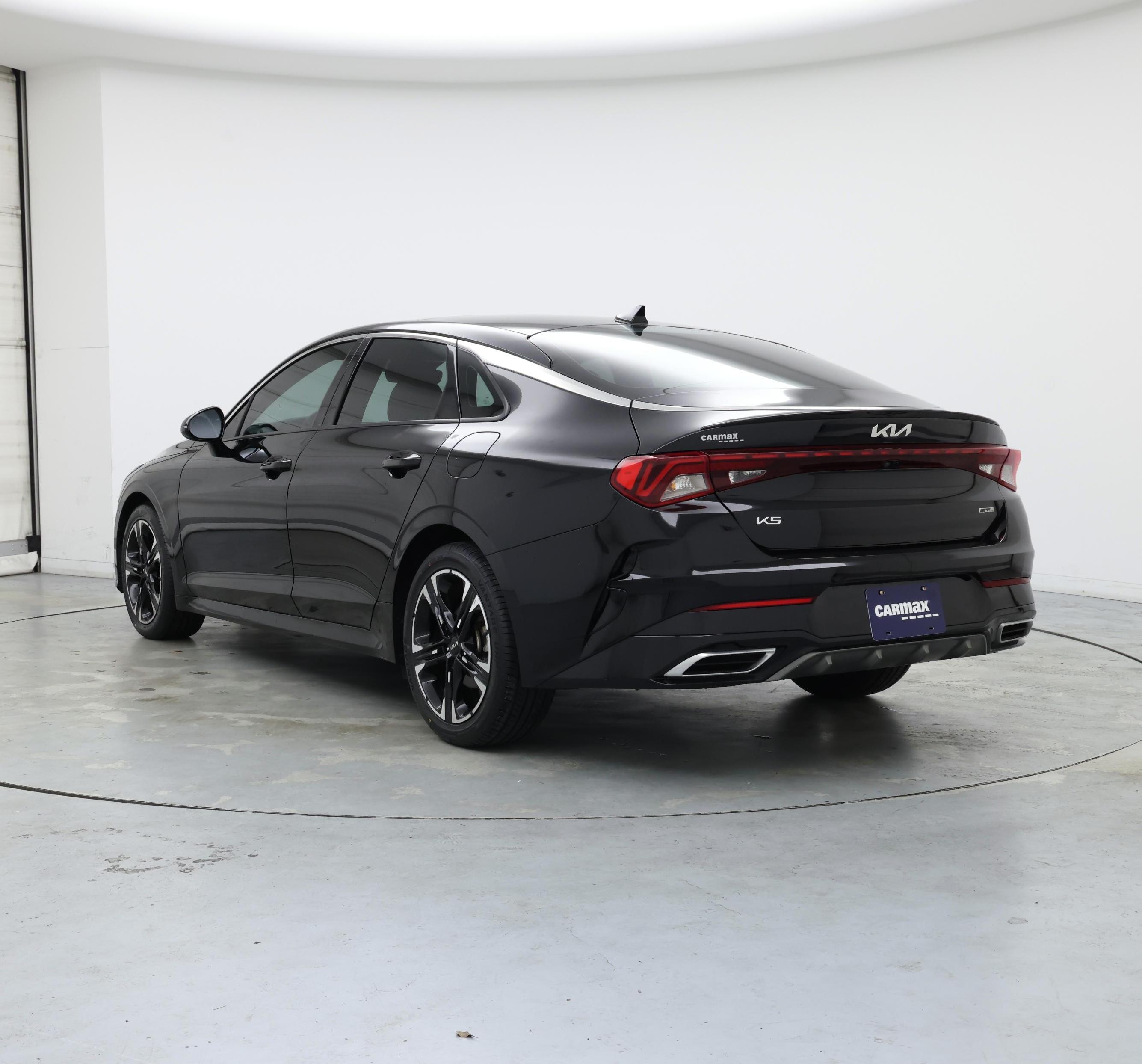 Thumbnail: 2023 Kia K5 - 2