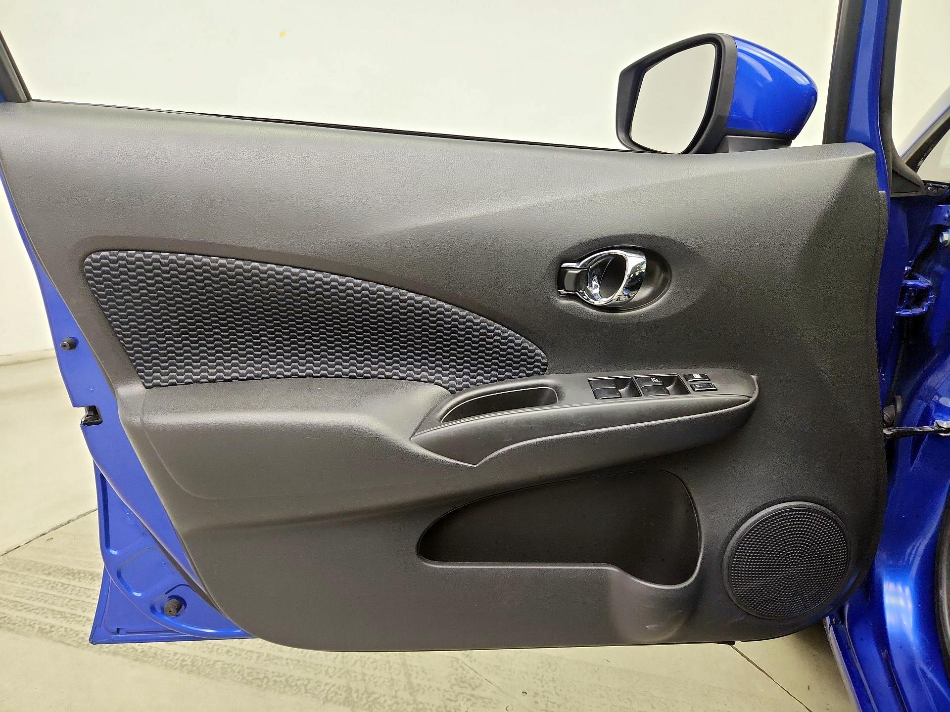 Thumbnail: 2015 Nissan Versa - 12
