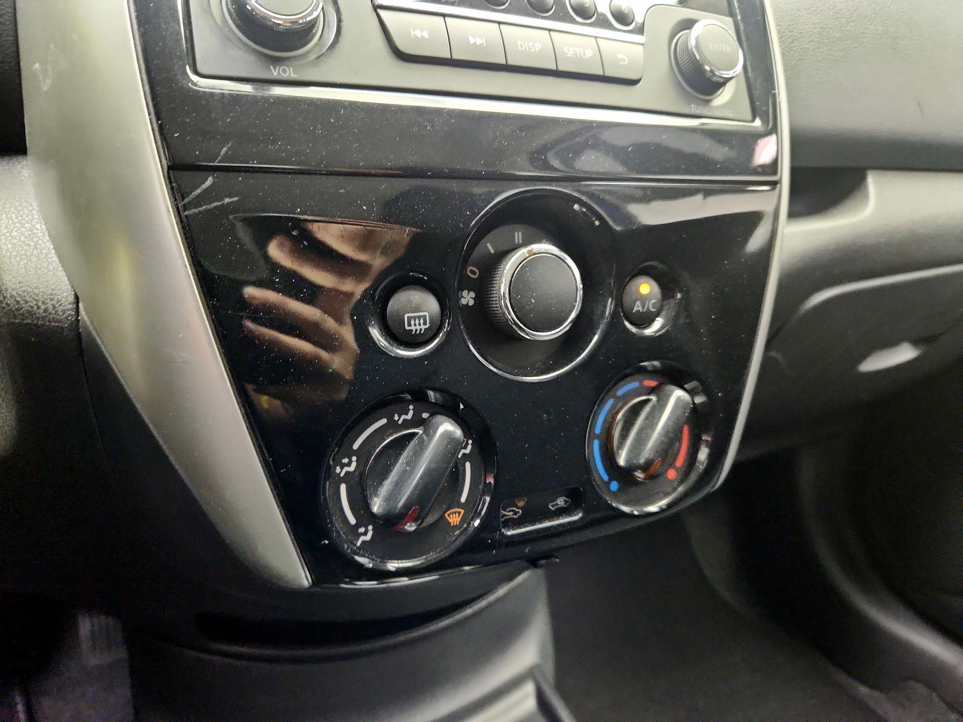 Thumbnail: 2015 Nissan Versa - 15