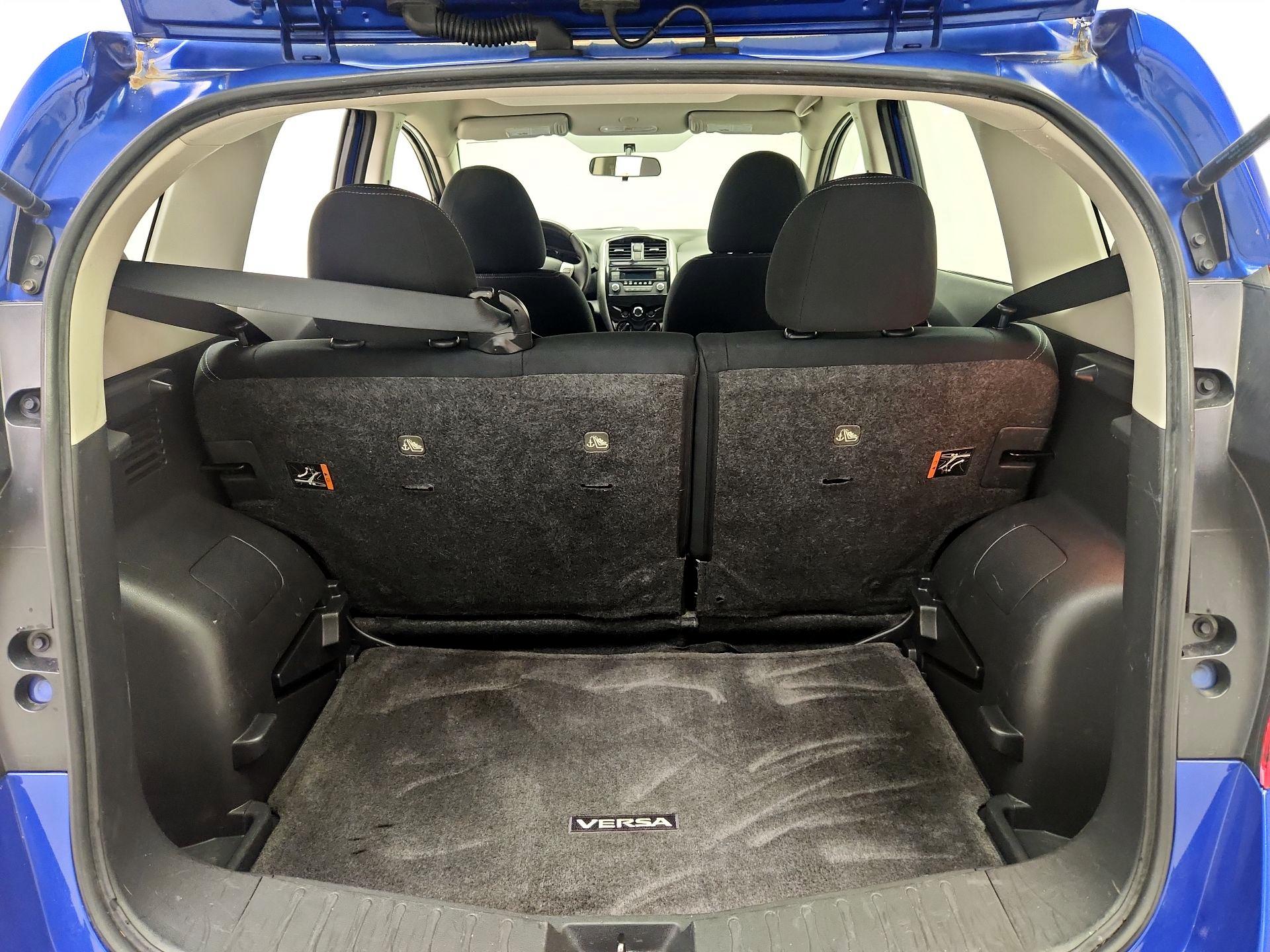 Thumbnail: 2015 Nissan Versa - 18