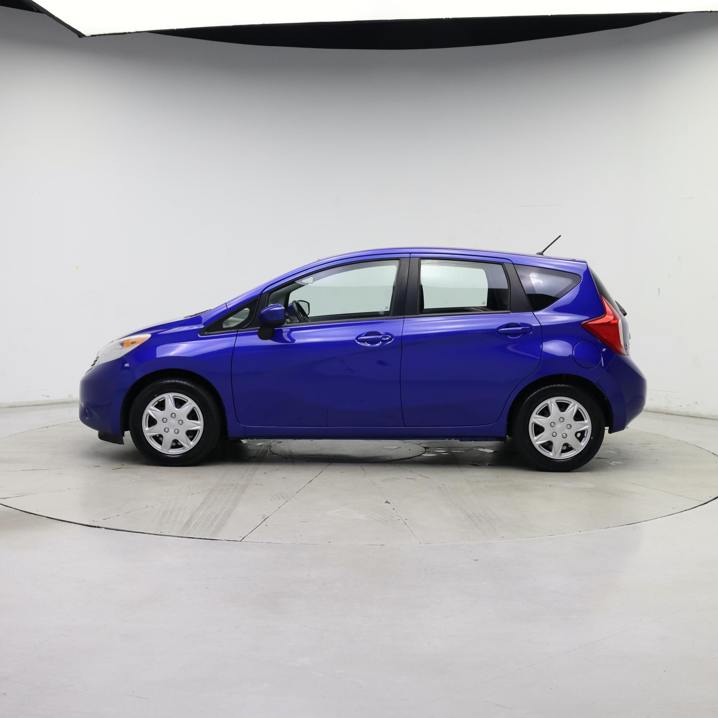 Thumbnail: 2015 Nissan Versa - 3