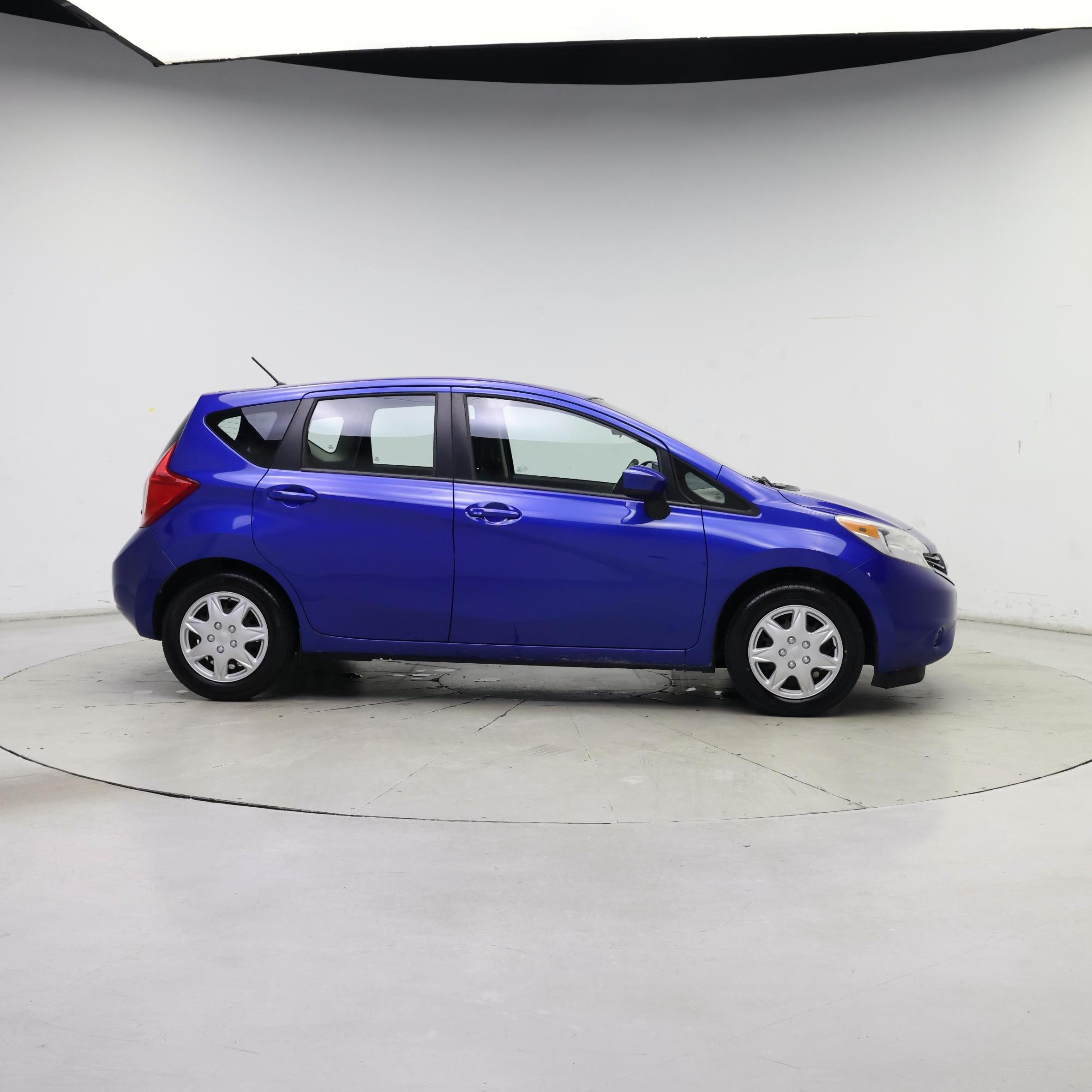 Thumbnail: 2015 Nissan Versa - 7