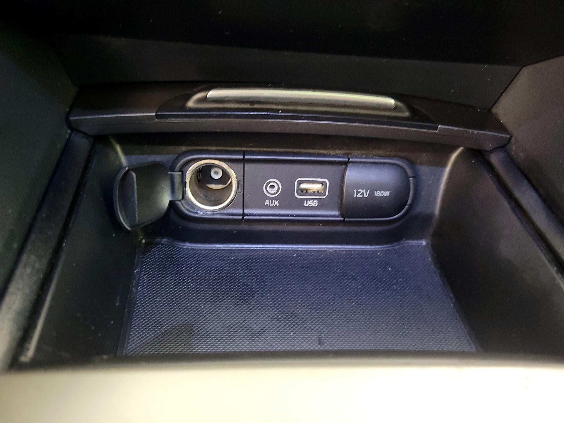Thumbnail: 2019 Kia Optima - 18