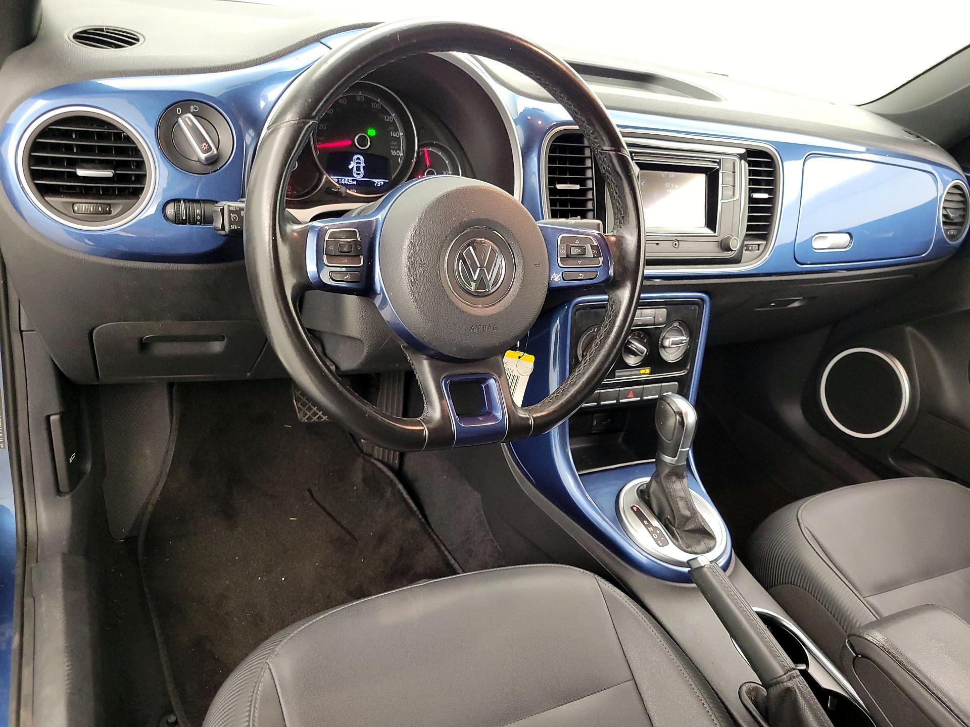 Thumbnail: 2019 Volkswagen Beetle - 9
