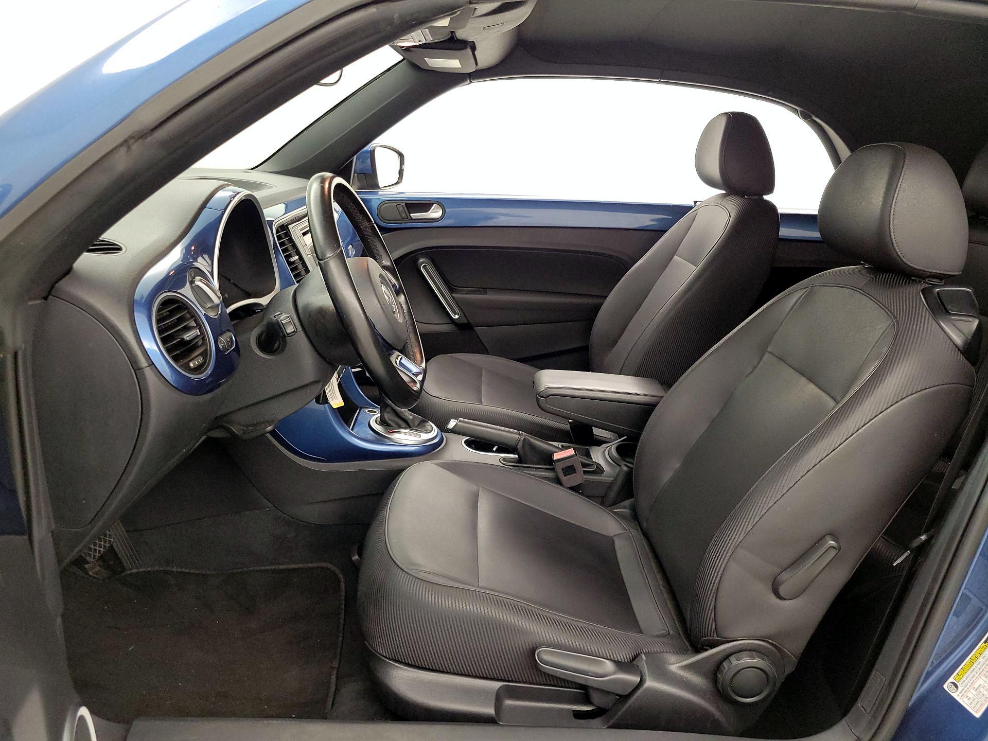 Thumbnail: 2019 Volkswagen Beetle - 11
