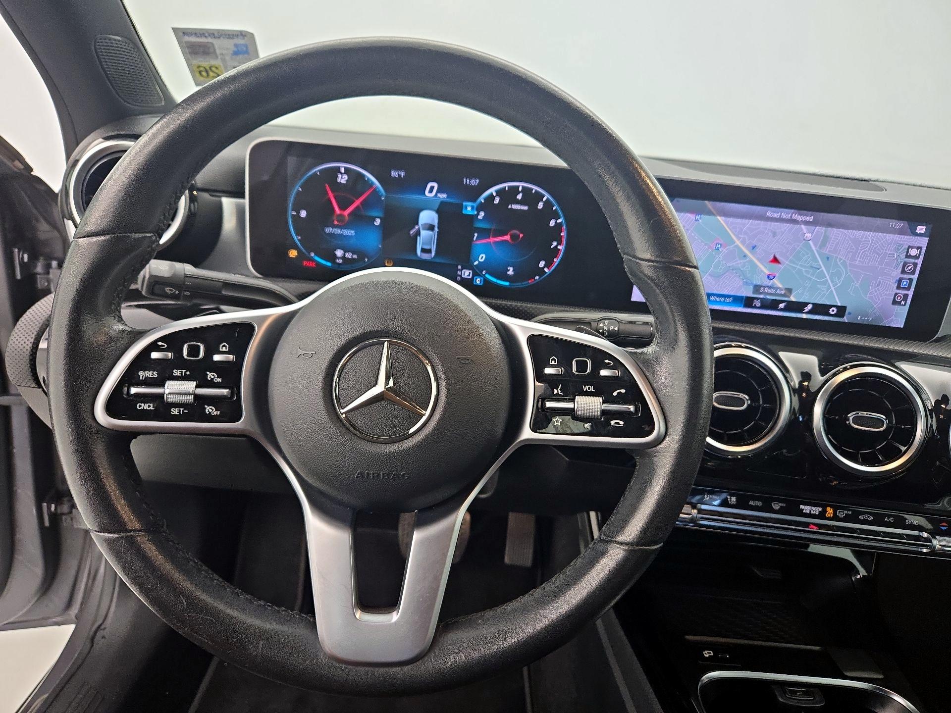 Thumbnail: 2020 Mercedes-Benz A-Class - 10