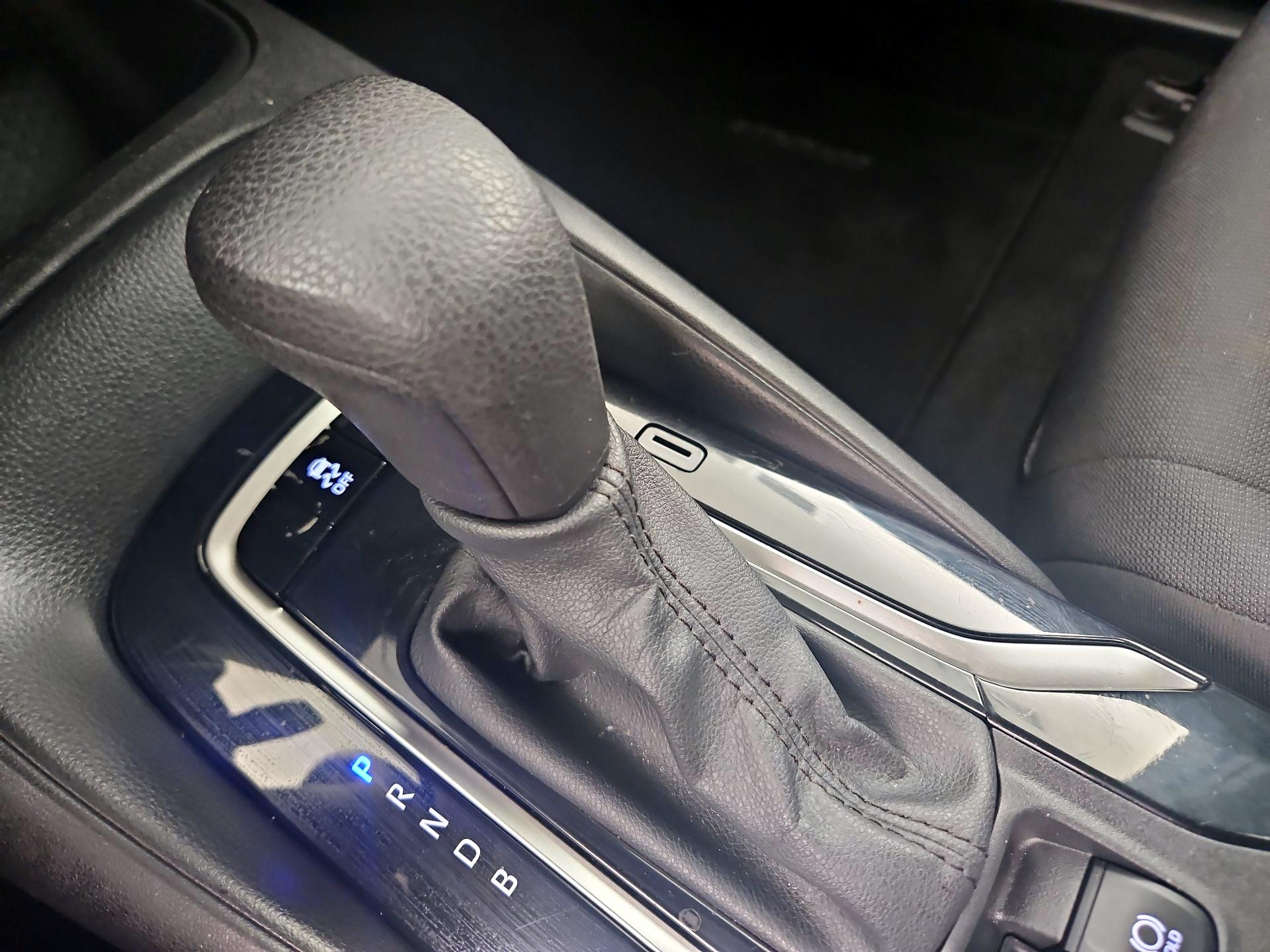 Thumbnail: 2021 Toyota Corolla - 17