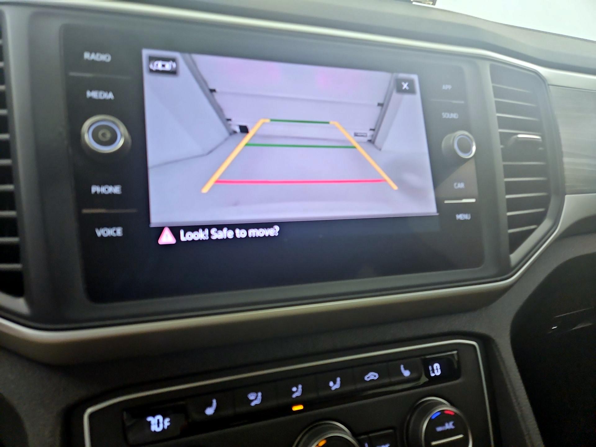 Thumbnail: 2021 Volkswagen Atlas - 14