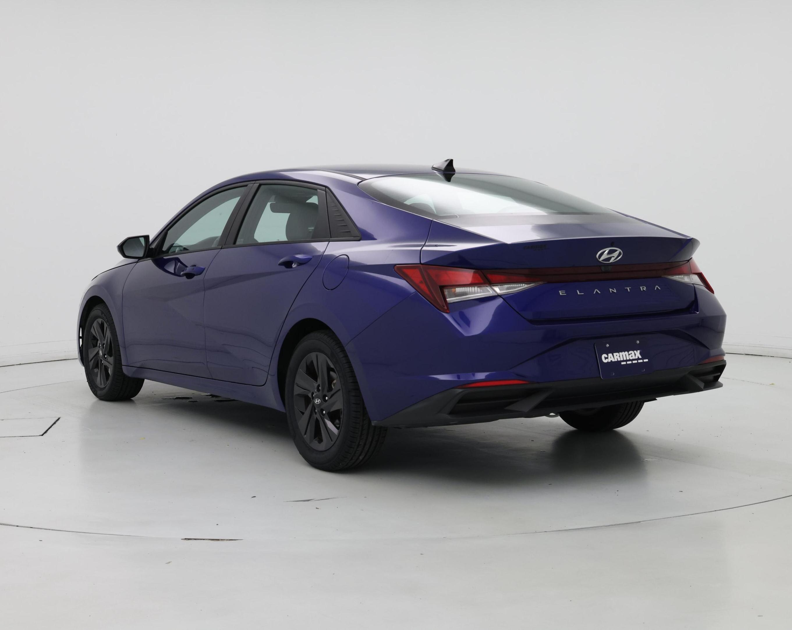 Thumbnail: 2021 Hyundai Elantra - 2