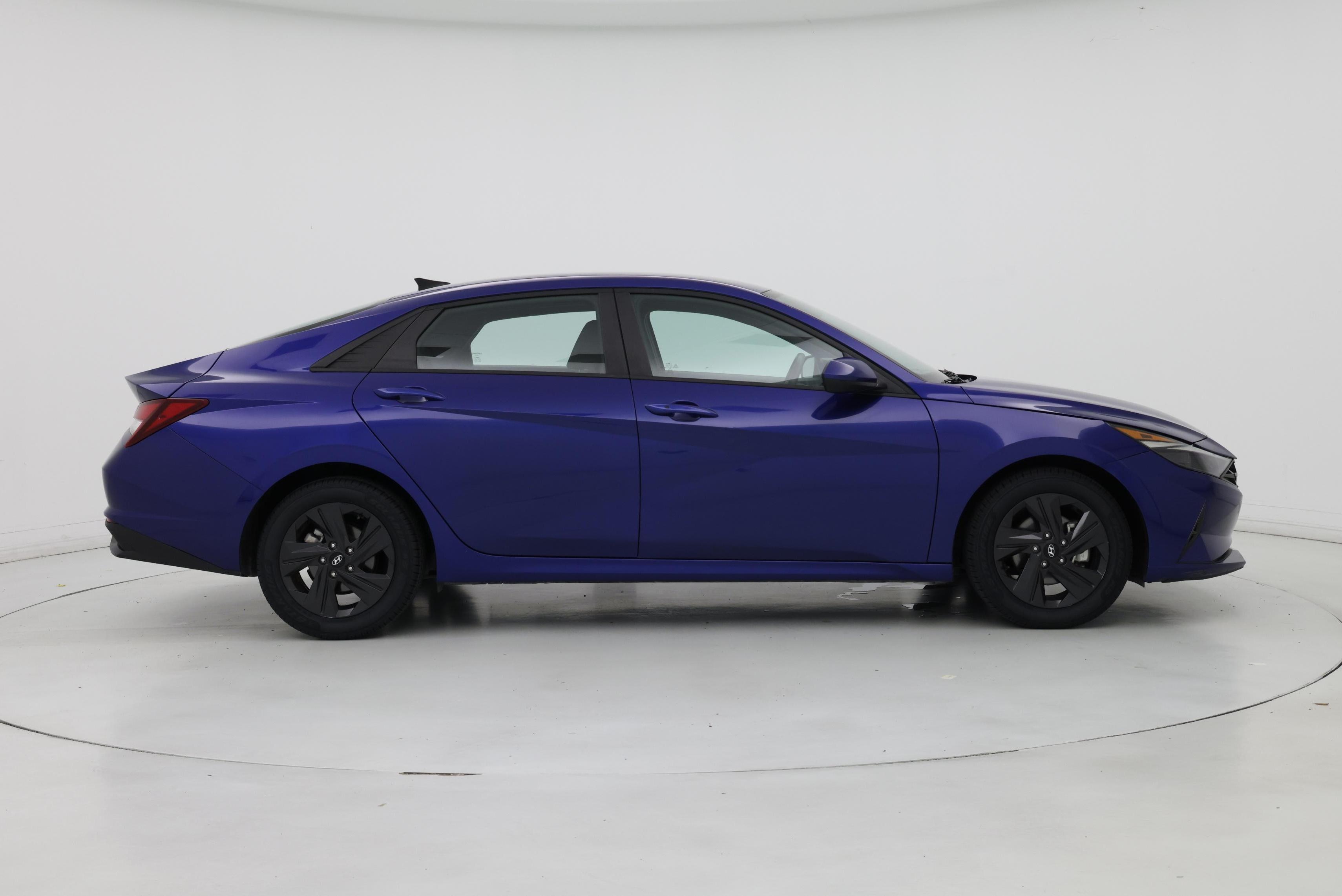 Thumbnail: 2021 Hyundai Elantra - 7