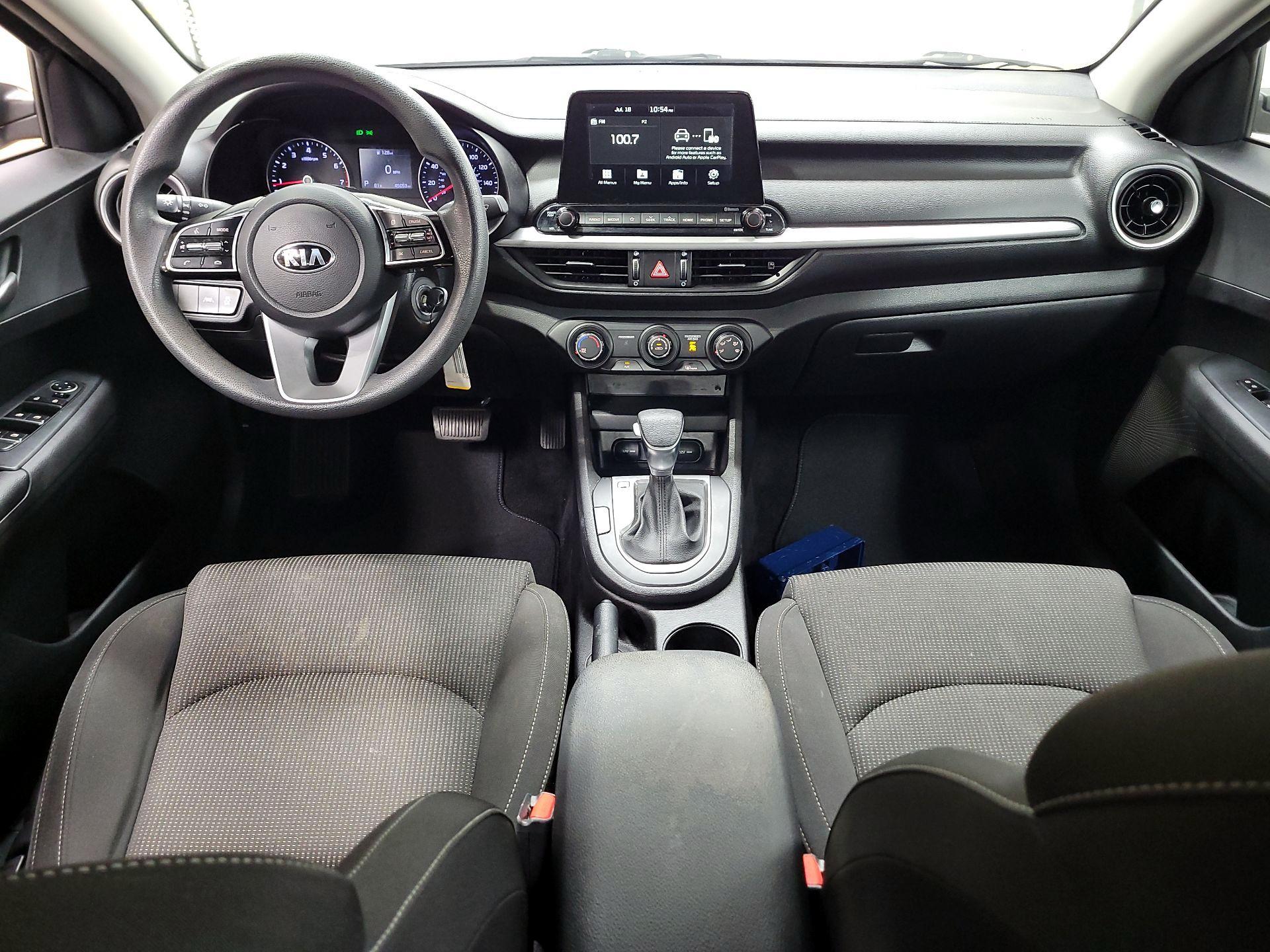 Thumbnail: 2020 Kia Forte - 9