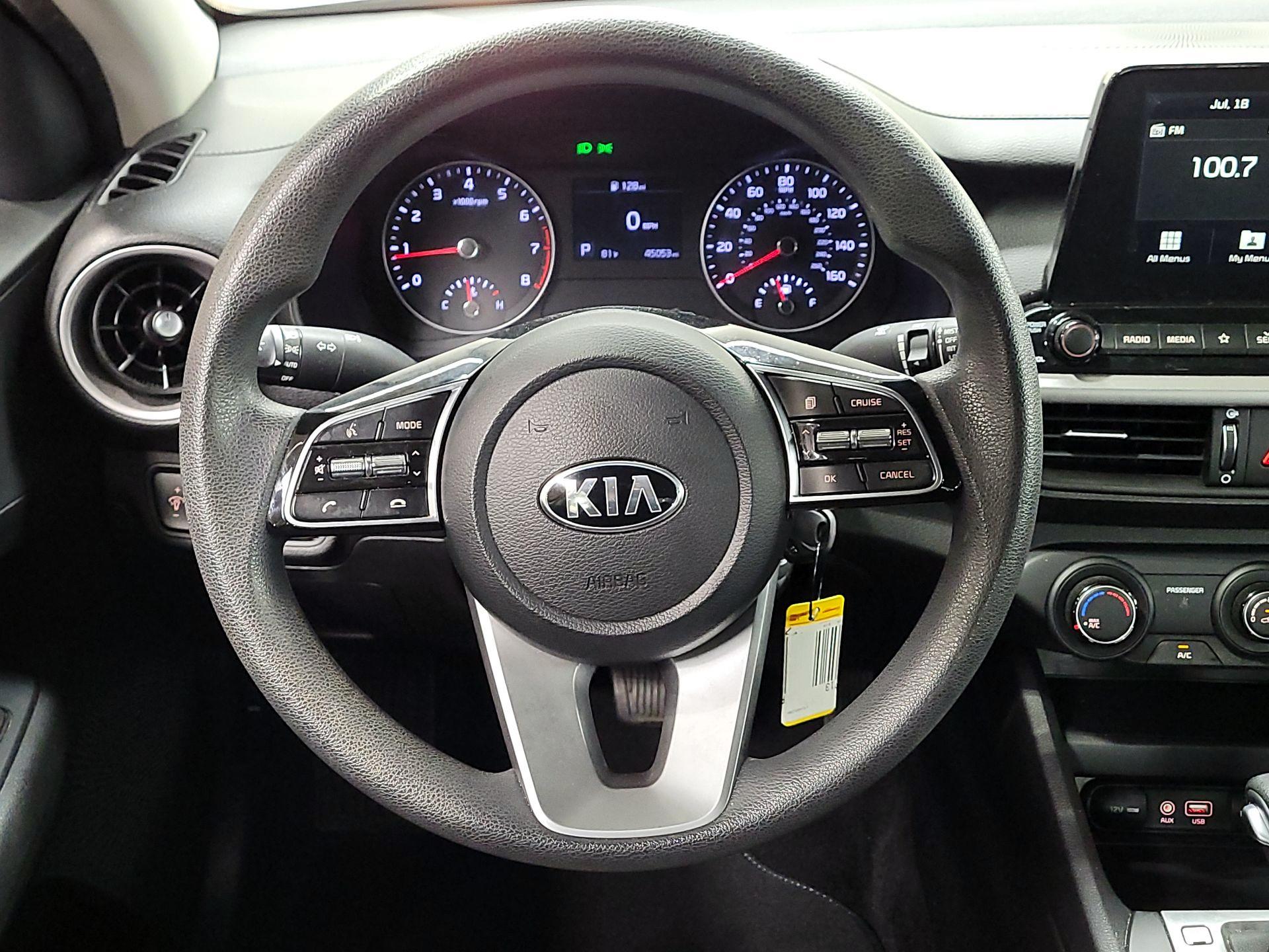 Thumbnail: 2020 Kia Forte - 10