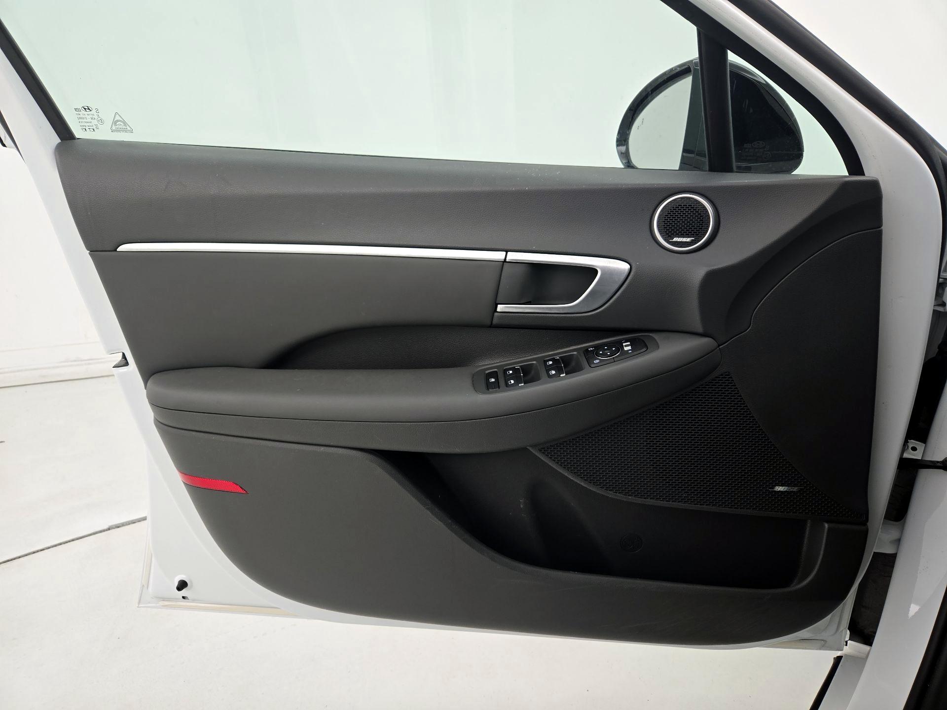 Thumbnail: 2021 Hyundai Sonata - 12