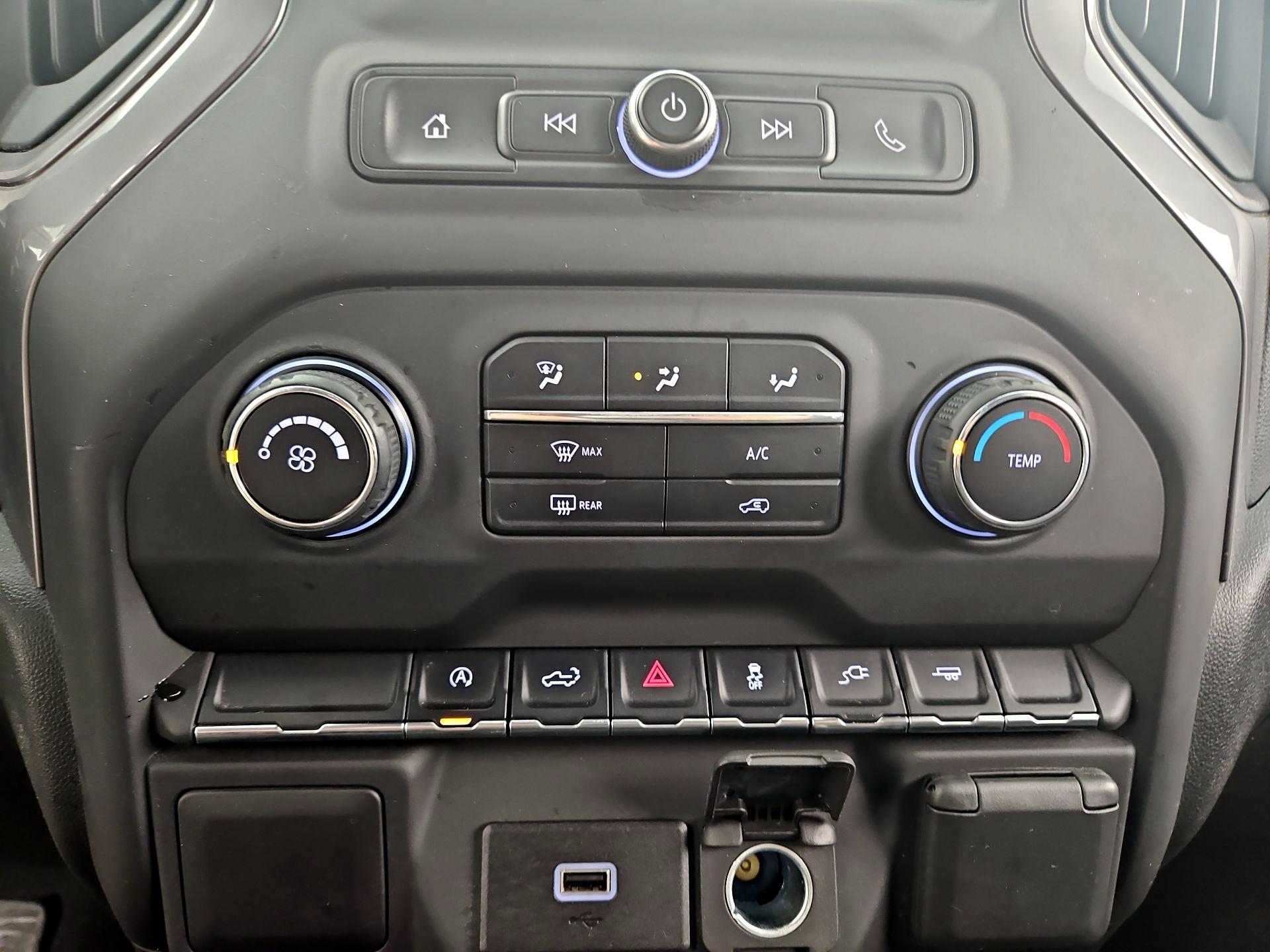 Thumbnail: 2020 Chevrolet Silverado 1500 - 16