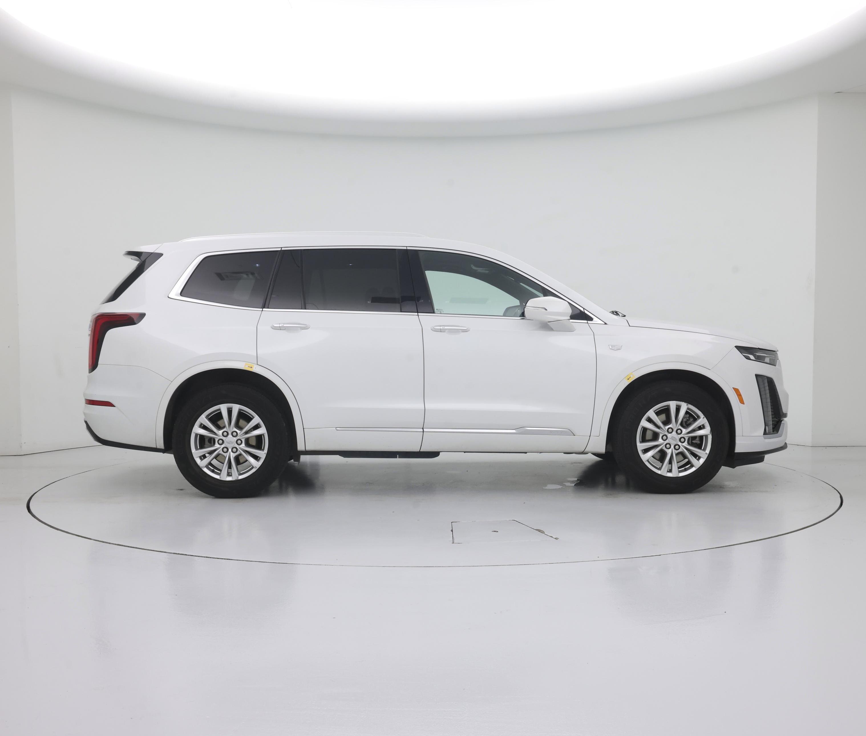 Thumbnail: 2022 Cadillac XT6 - 7