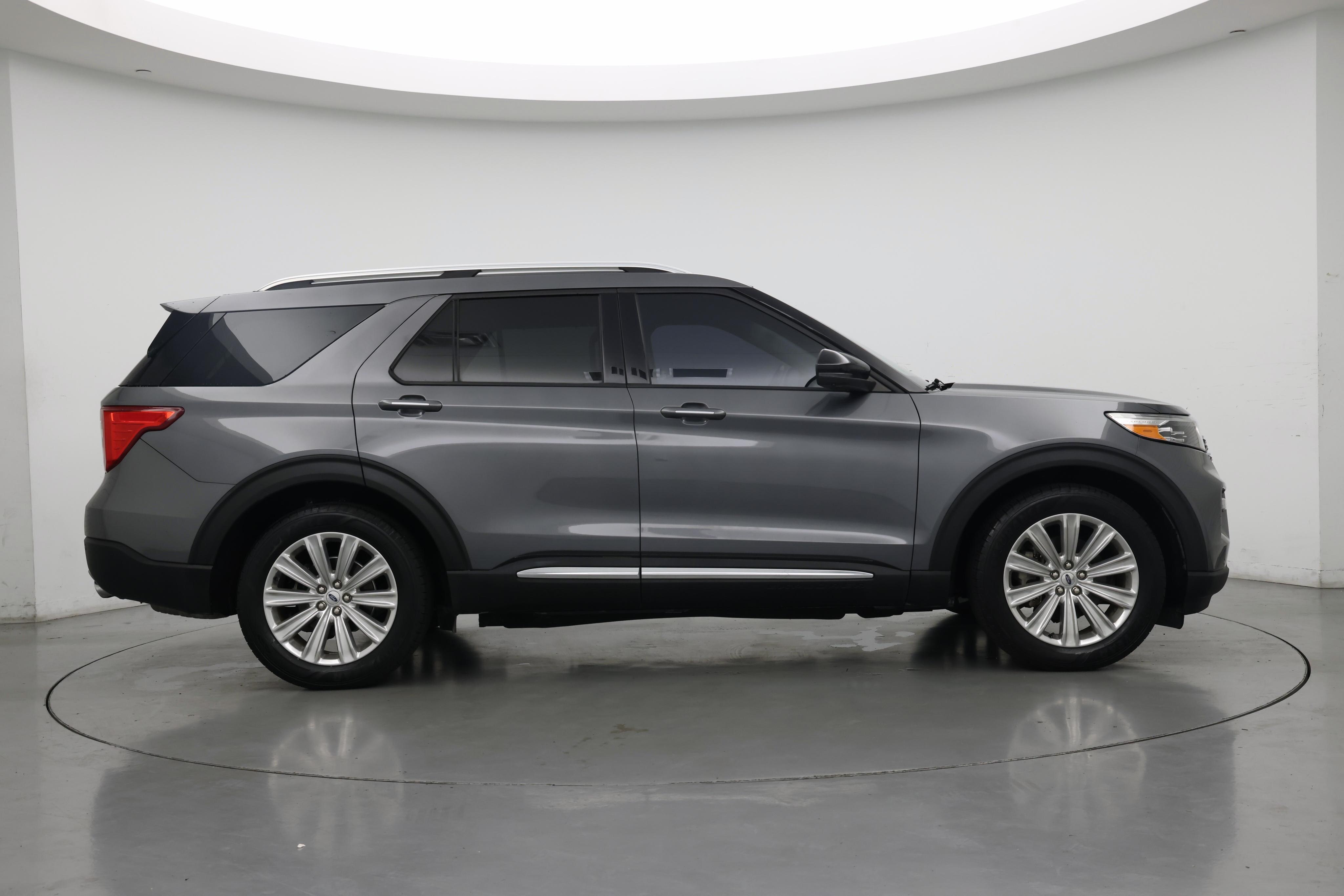 Thumbnail: 2021 Ford Explorer - 7